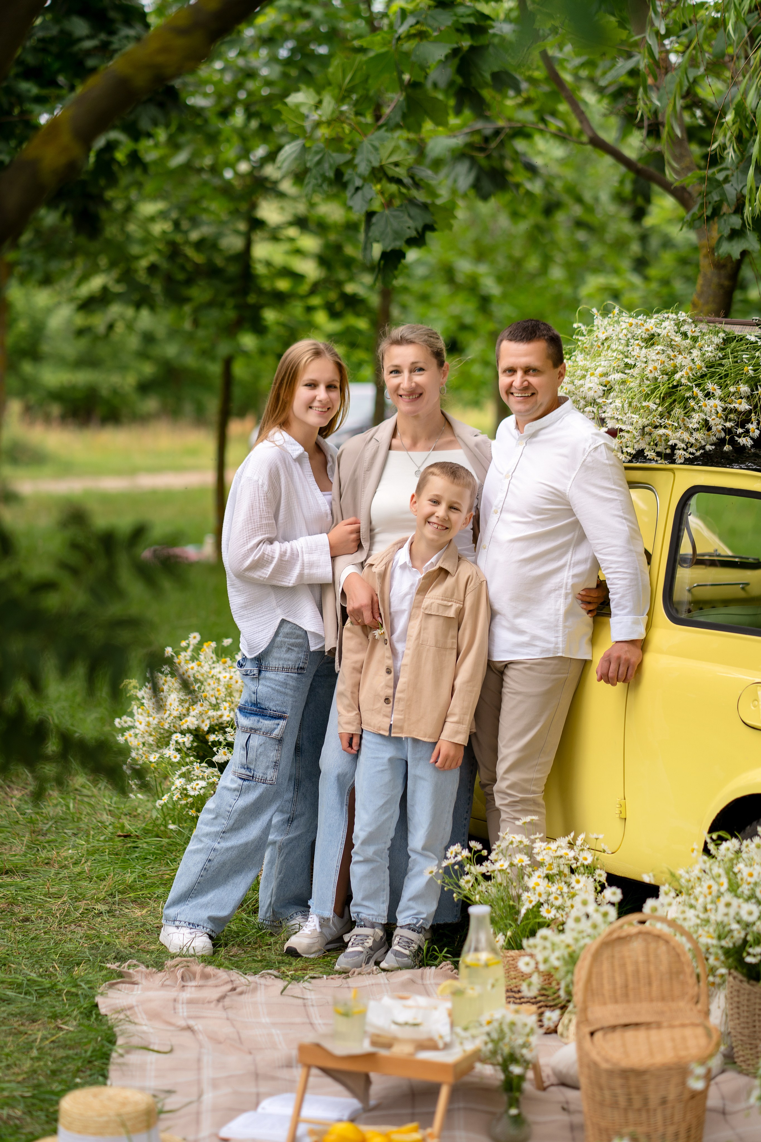 Фотодень Машина с ромашками. Семейный и свадебный фотограф Минск, Беларусь Анна Орловская