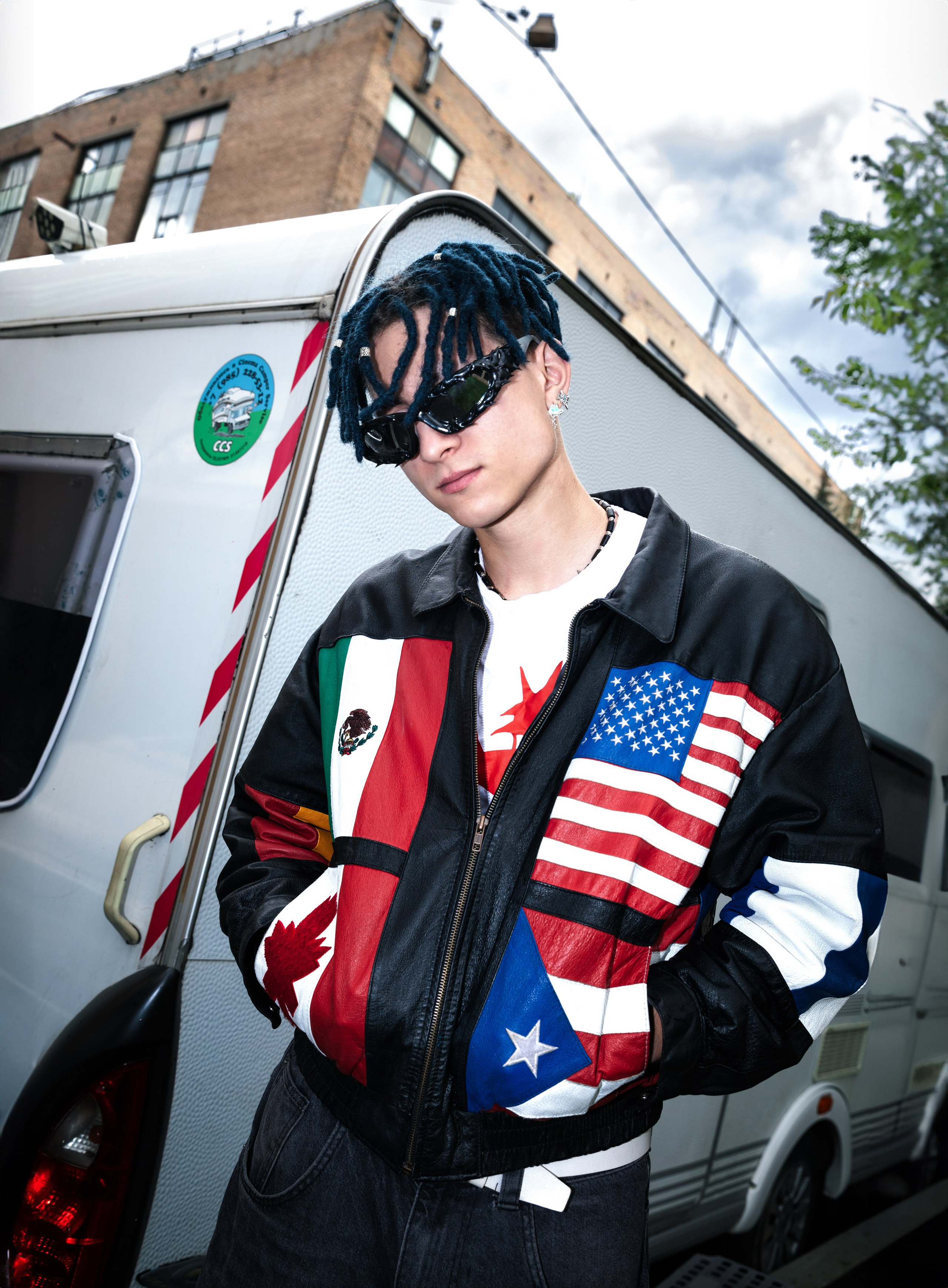 МИФЕСТ. Kayala