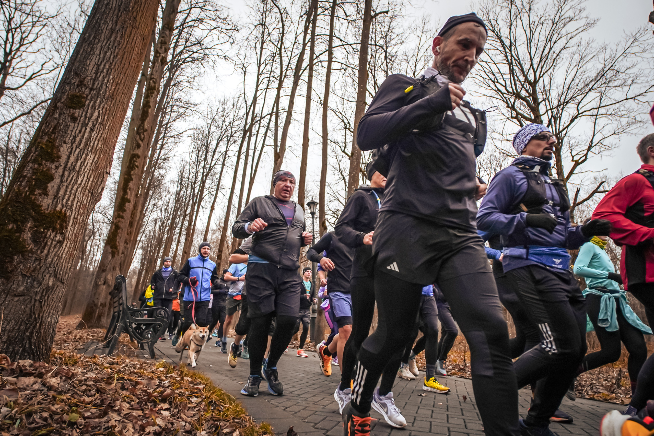 #марафонудома #яuzarun 2024 2-я петля, группа 6:30. Роман Капилюшов. Бег. Фото. Видео. г. Люберцы