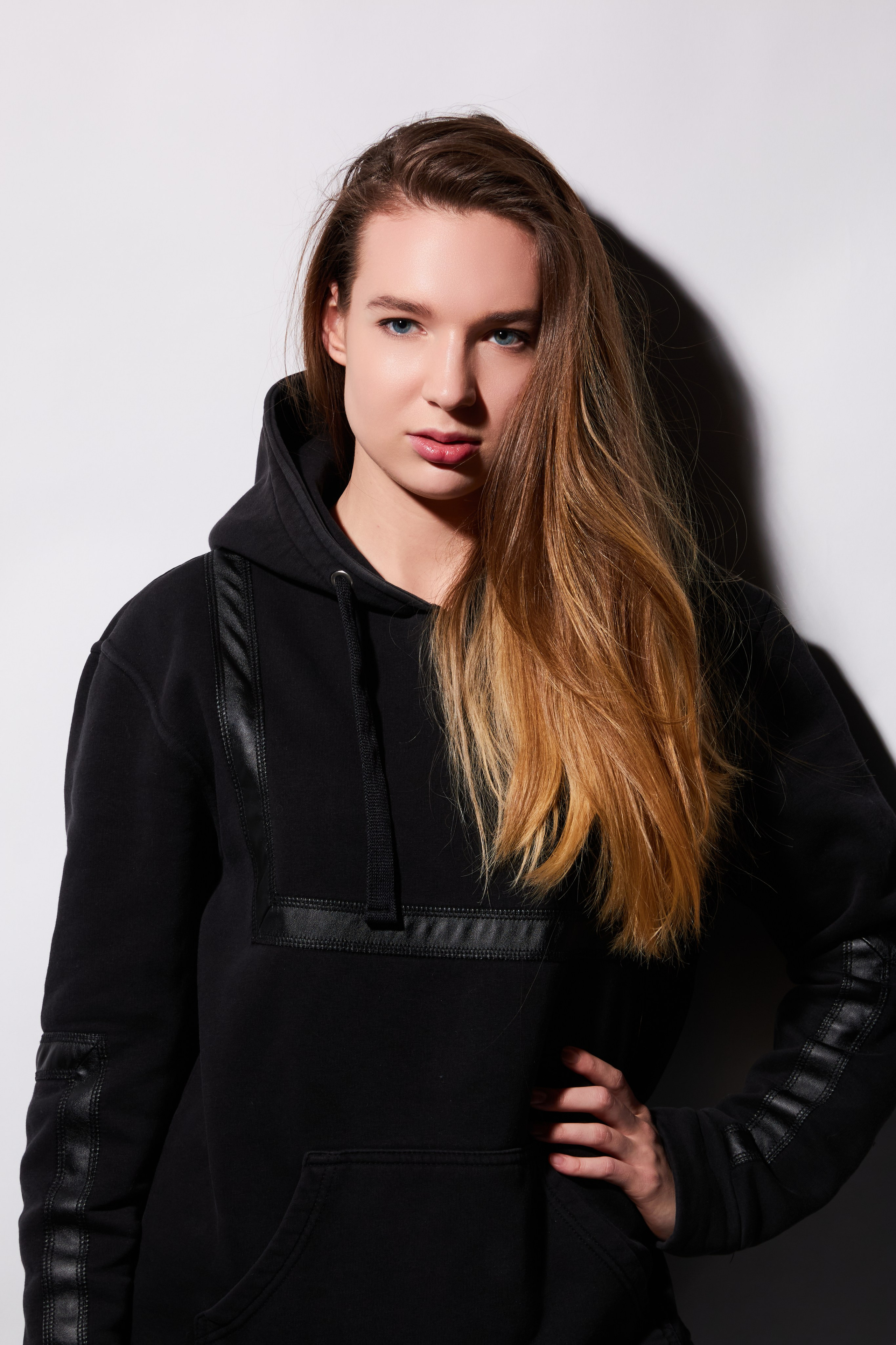 Ll. Kurbanov content maker