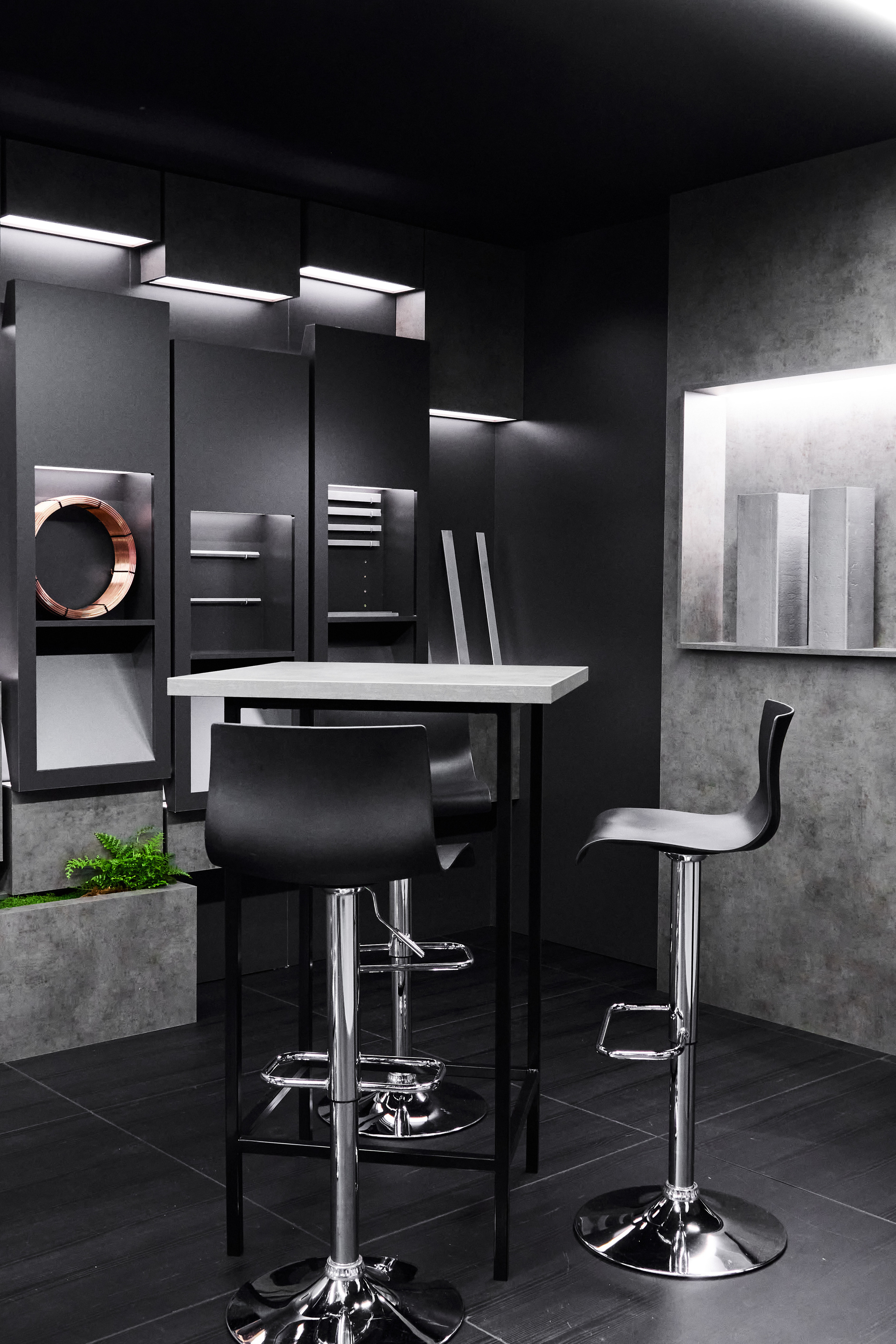 Выставки: застройка. Яркий репортажный фотограф в Москве Лоскутов Глеб