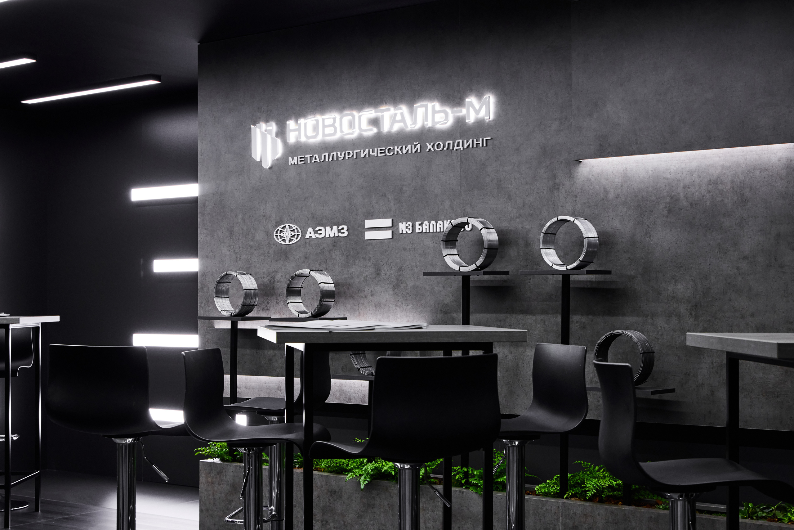 Выставки: застройка. Яркий репортажный фотограф в Москве Лоскутов Глеб