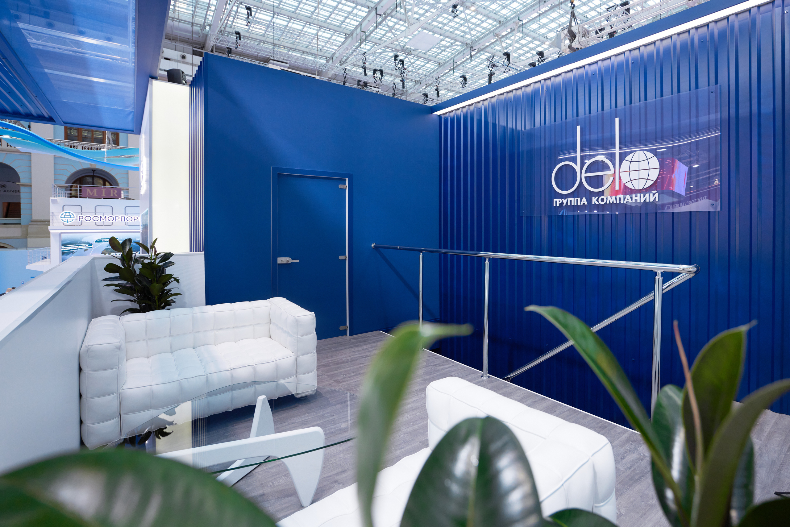 Выставки: застройка. Яркий репортажный фотограф в Москве Лоскутов Глеб