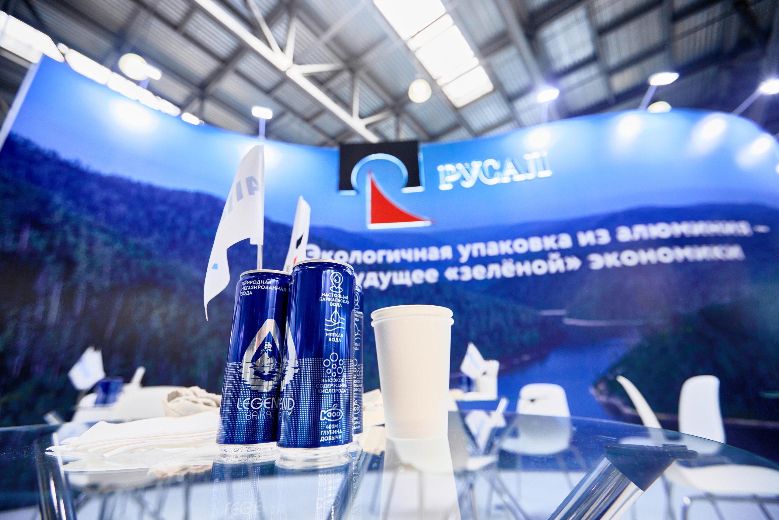 Выставки: застройка. Яркий репортажный фотограф в Москве Лоскутов Глеб