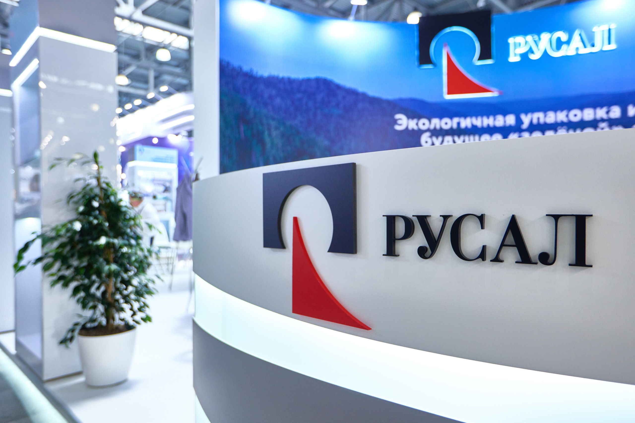 Выставки: застройка. Яркий репортажный фотограф в Москве Лоскутов Глеб