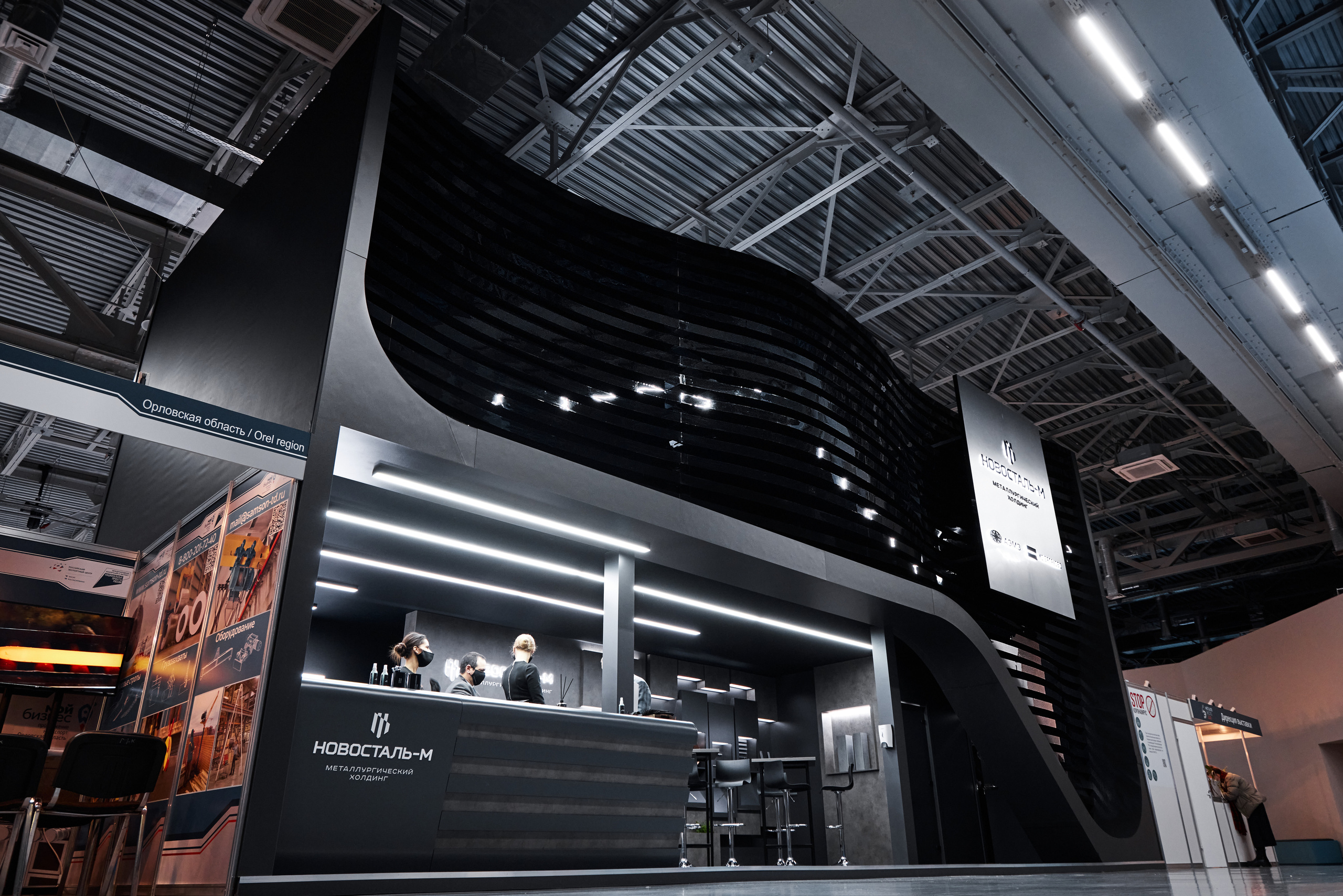 Выставки: застройка. Яркий репортажный фотограф в Москве Лоскутов Глеб