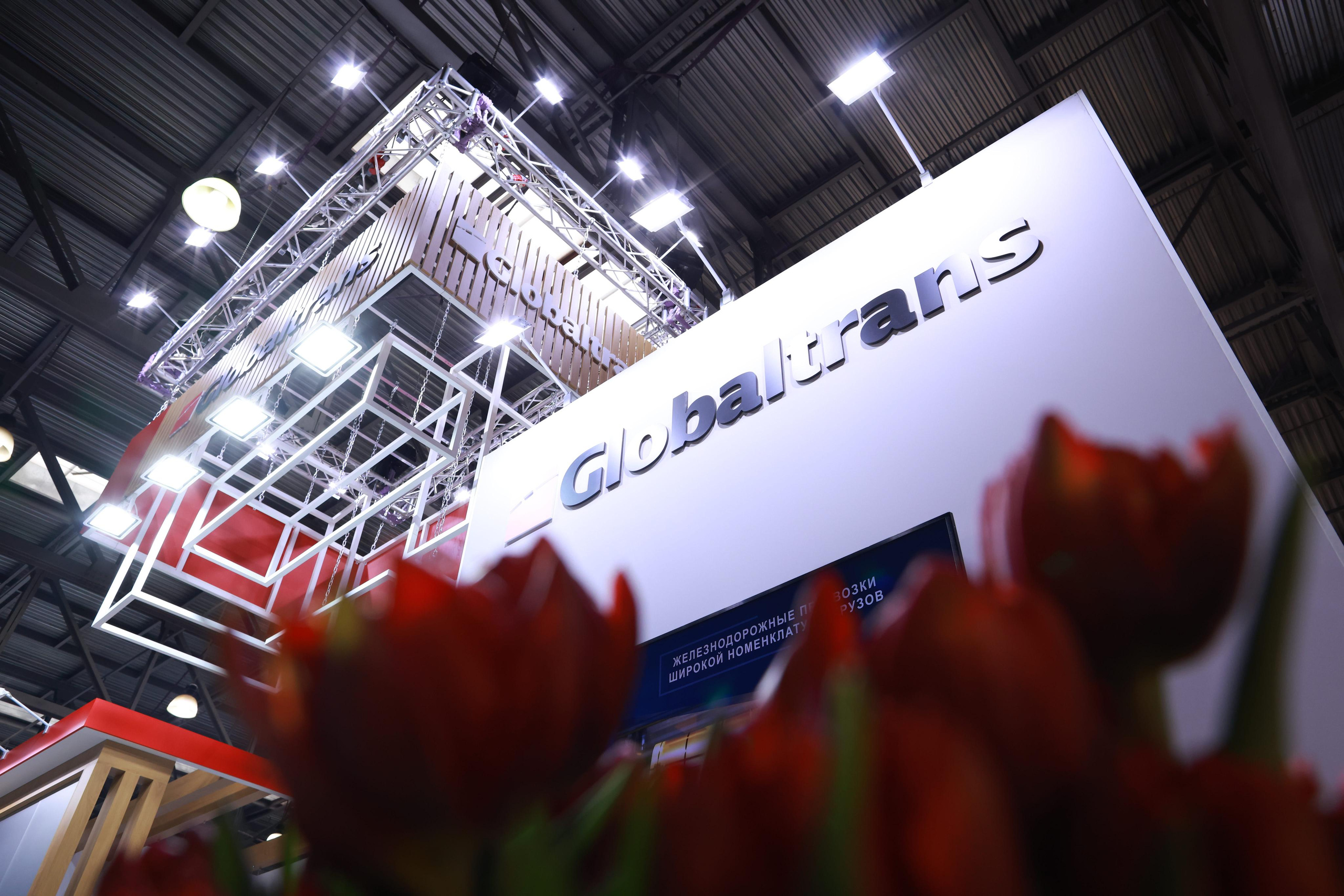 Выставки: застройка. Яркий репортажный фотограф в Москве Лоскутов Глеб