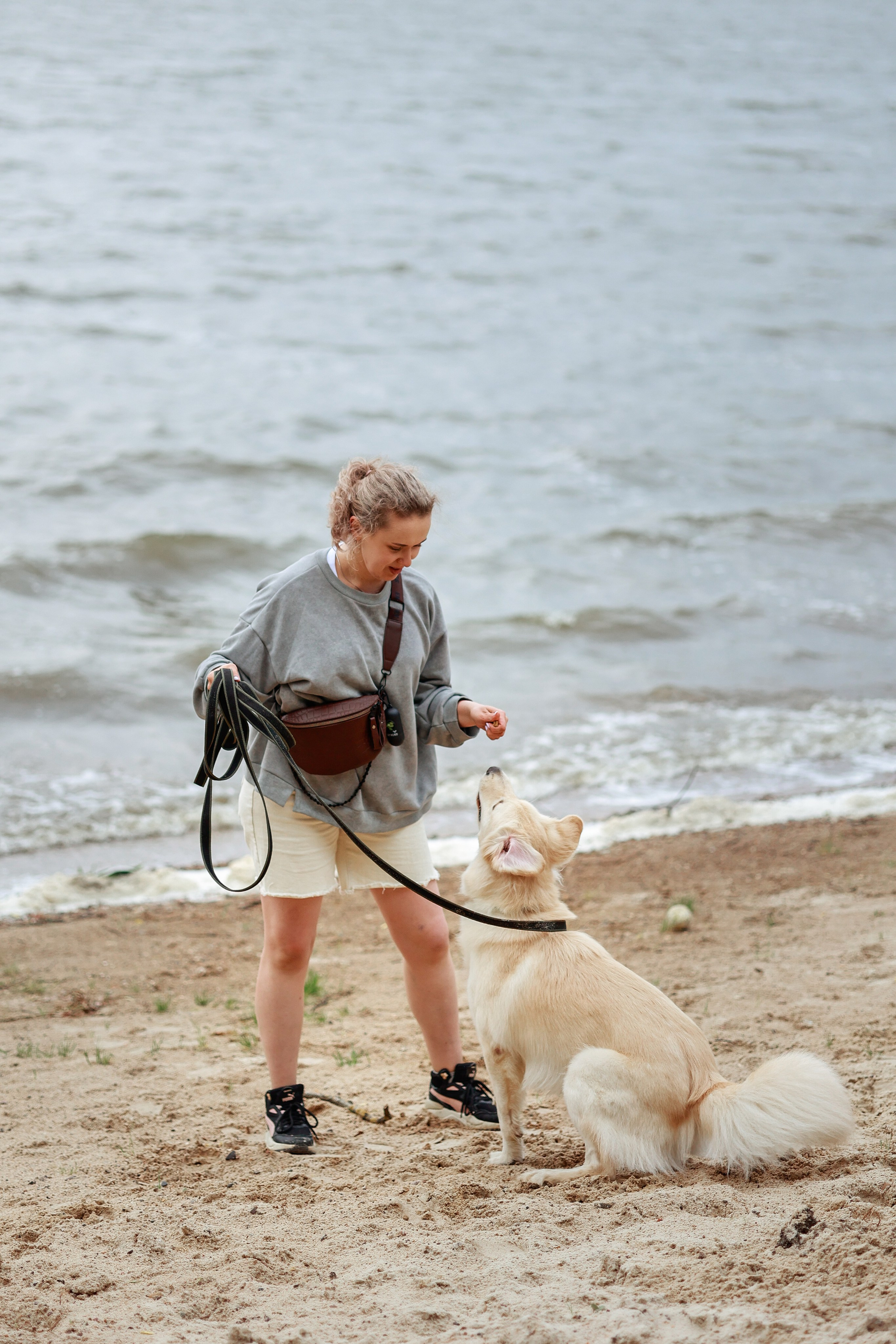 Прогулка на берегу озера. Фотограф Юлия Говор