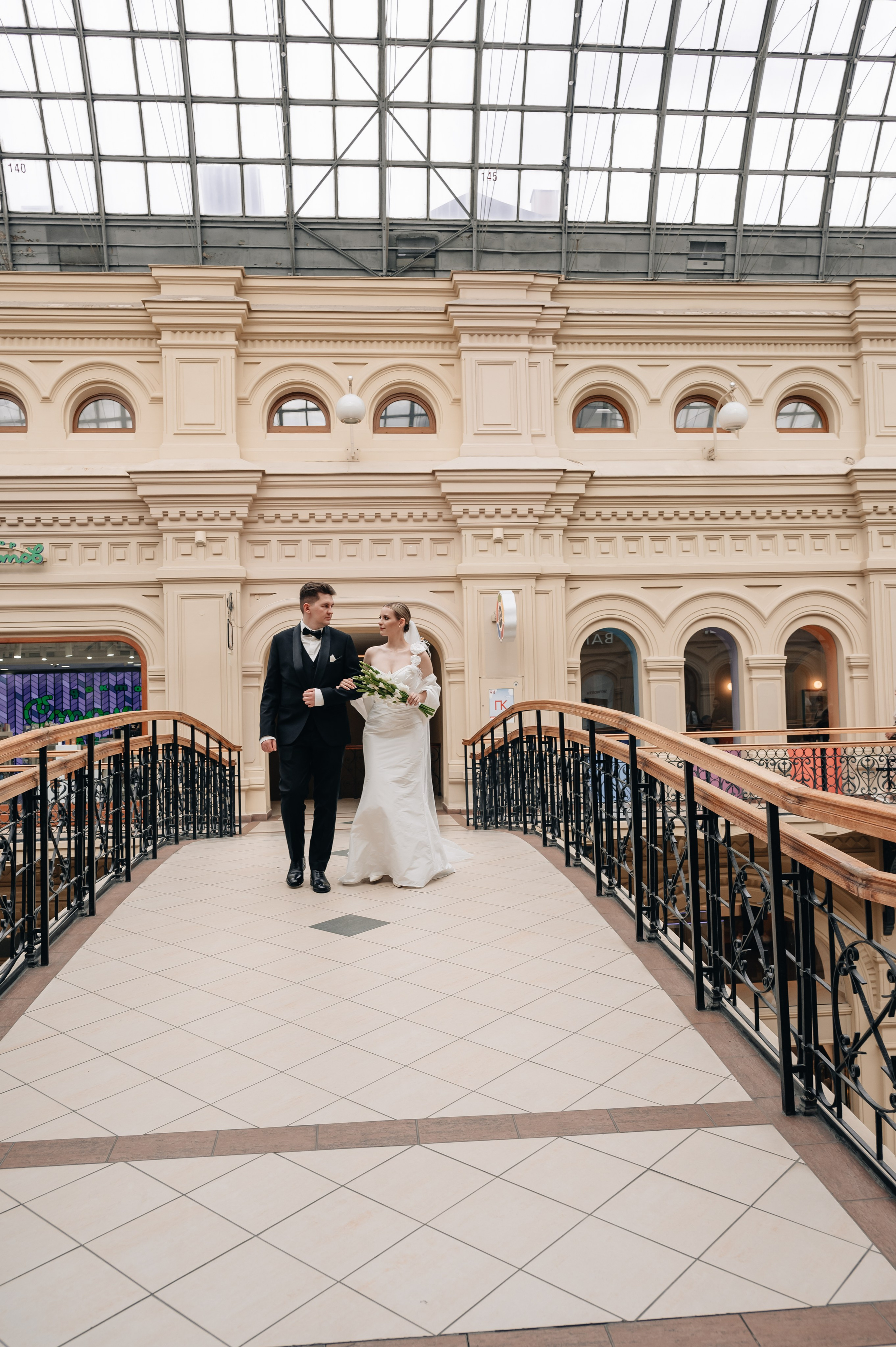 П&А | Гостиница «Украина», ГУМ и Таганский ЗАГС. Портретный фотограф Москва Светлана Кашура