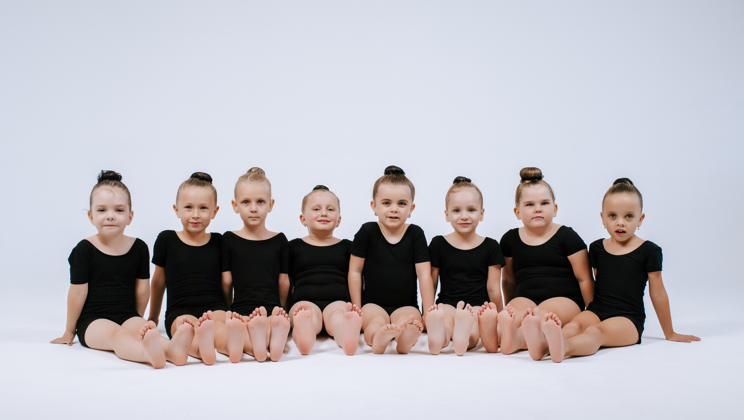 Коллектив «Жар-птица». Фотограф Ярмишко Дарья. Выпускные фотокниги