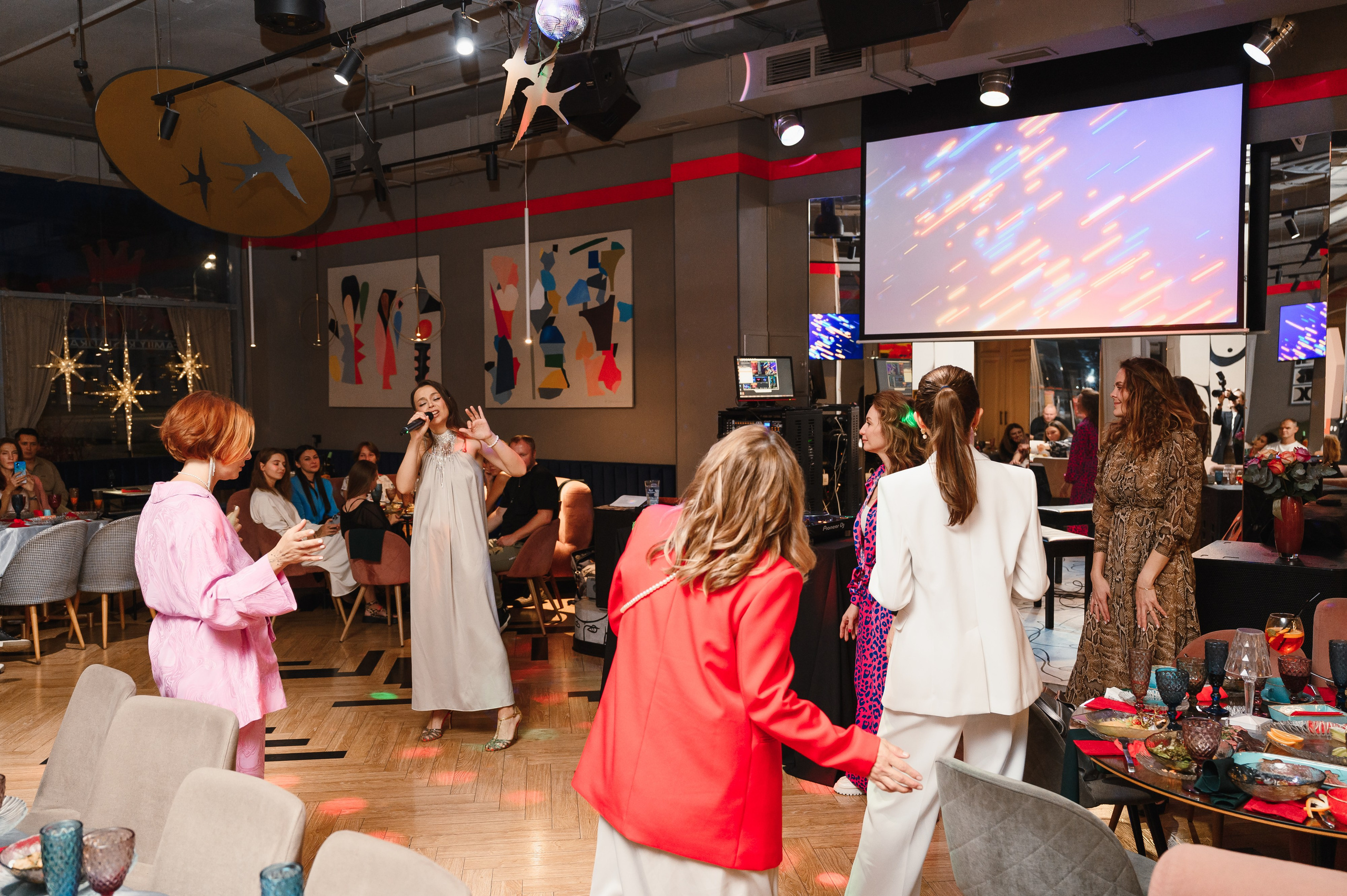 День рождения в формате выступления. Wedding and family photographer USA