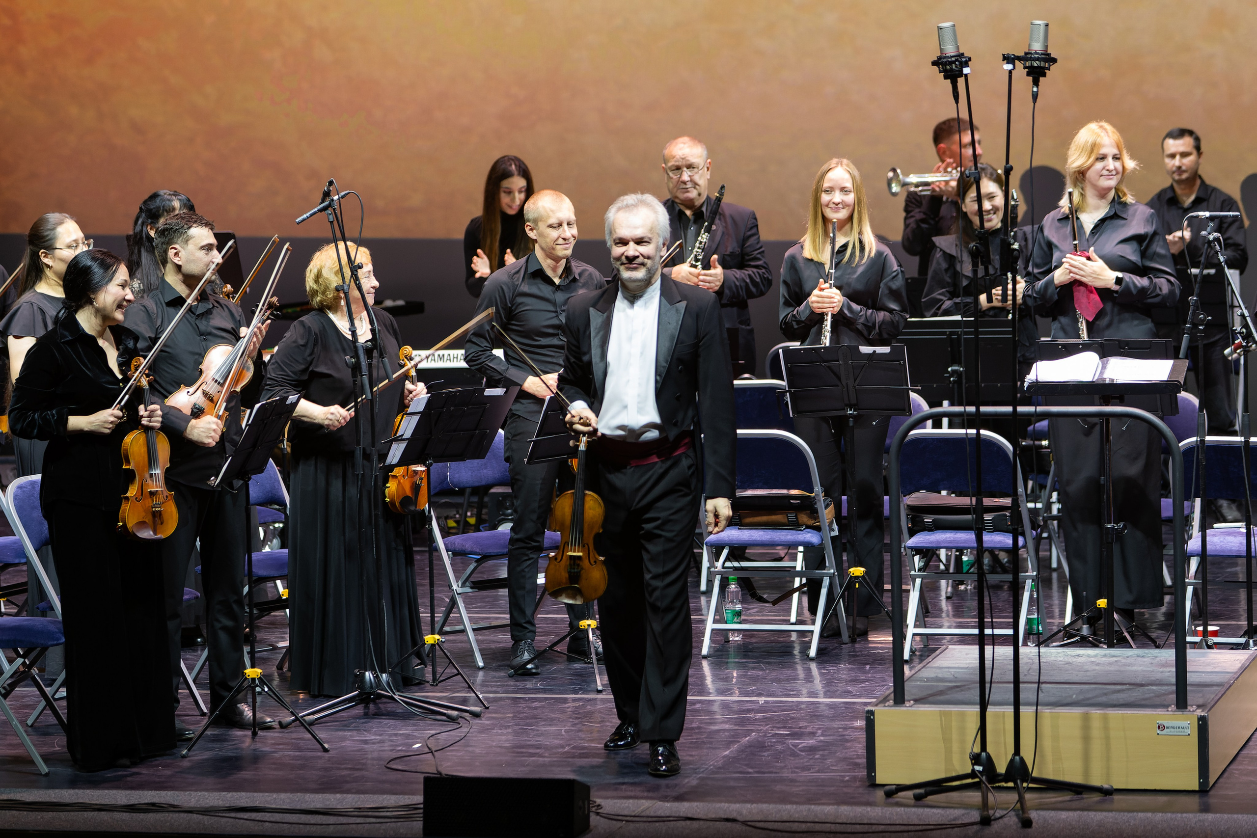 Концерт Южно-Сахалинского симфонического оркестра. Кутузов Евгений Фотограф в Южно-Сахалинске
