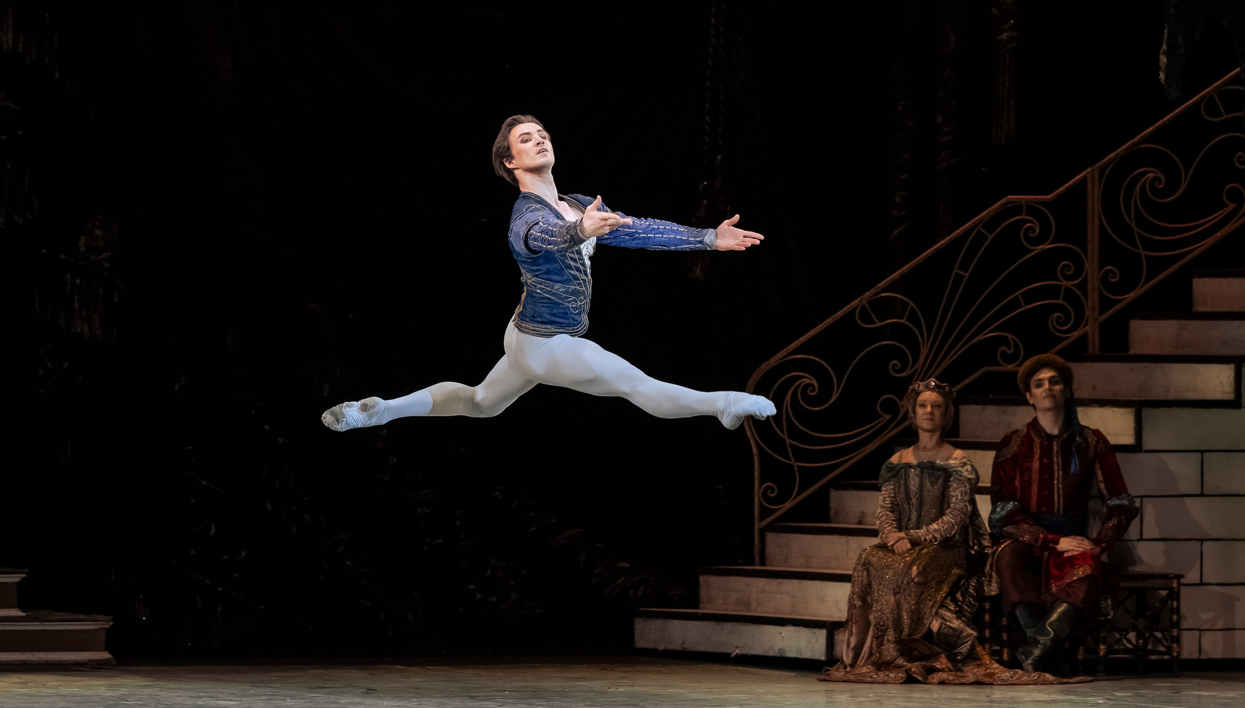 Лебединое озеро. Балет Наталии Касаткиной и Владимира Василёва. Балетный фотограф Москва Майоров Николай