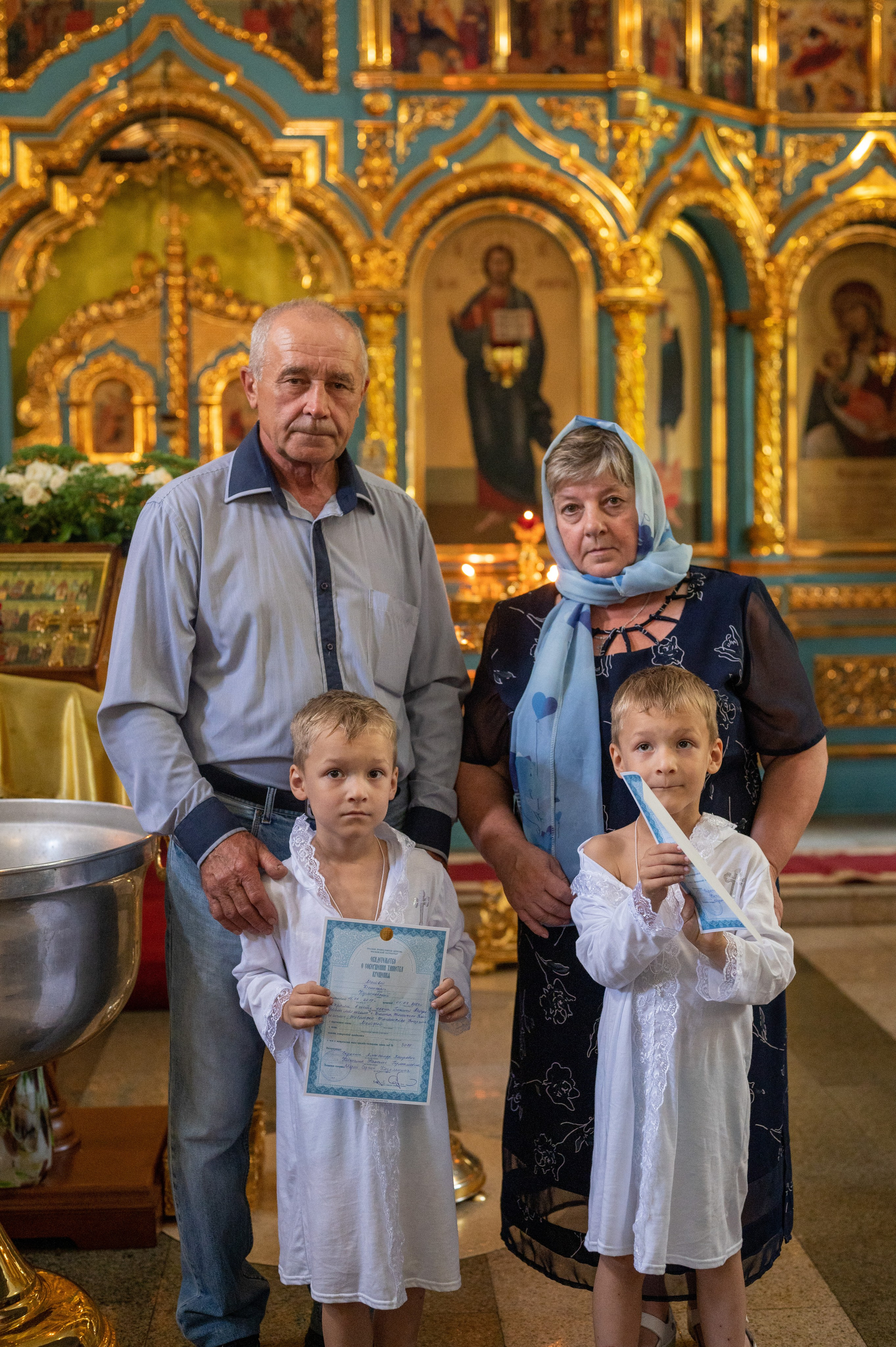 Крещение Матвей и Тимофей. Фотограф новорожденных, семейный детский в Тюмени Татьяна Морозова