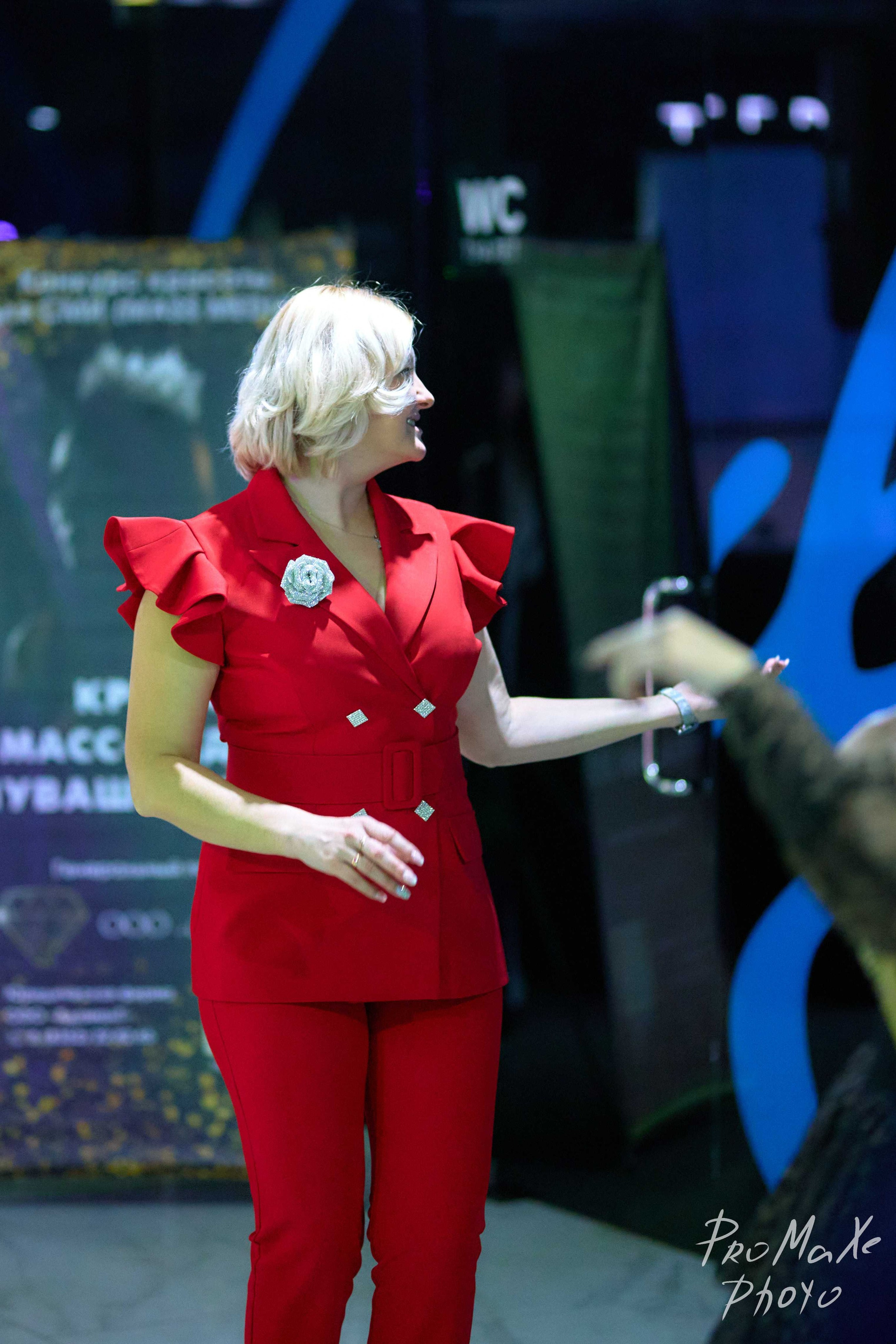 Зал КРАСА МАСС-МЕДИА ЧУВАШИИ. Владимир Суздалов (ProMaXe) — Портретный фотограф, тематические фотосессии в Чебоксарах