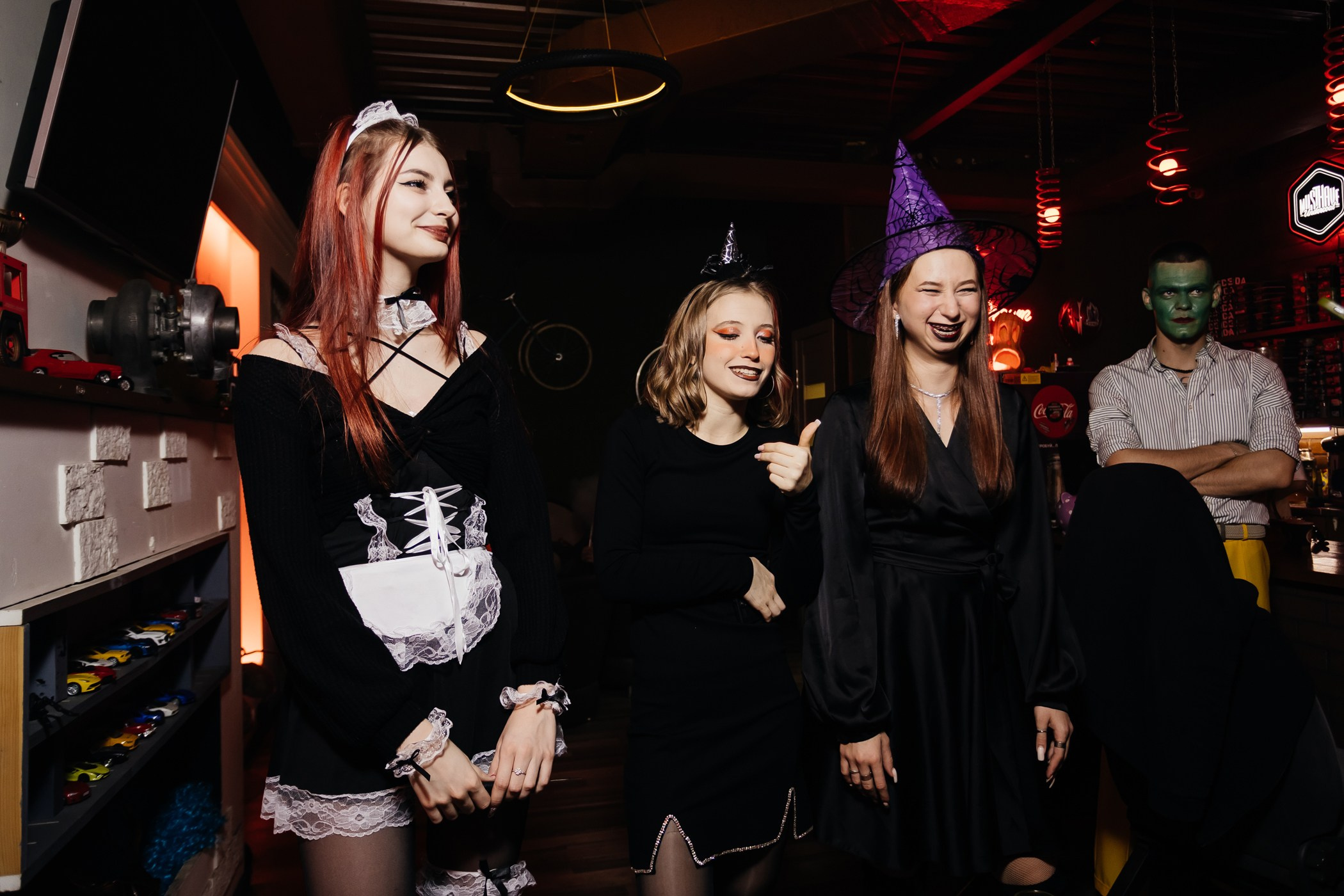 Кальян — бар «My Dream Garage». Фотограф Кемерово | Сергей