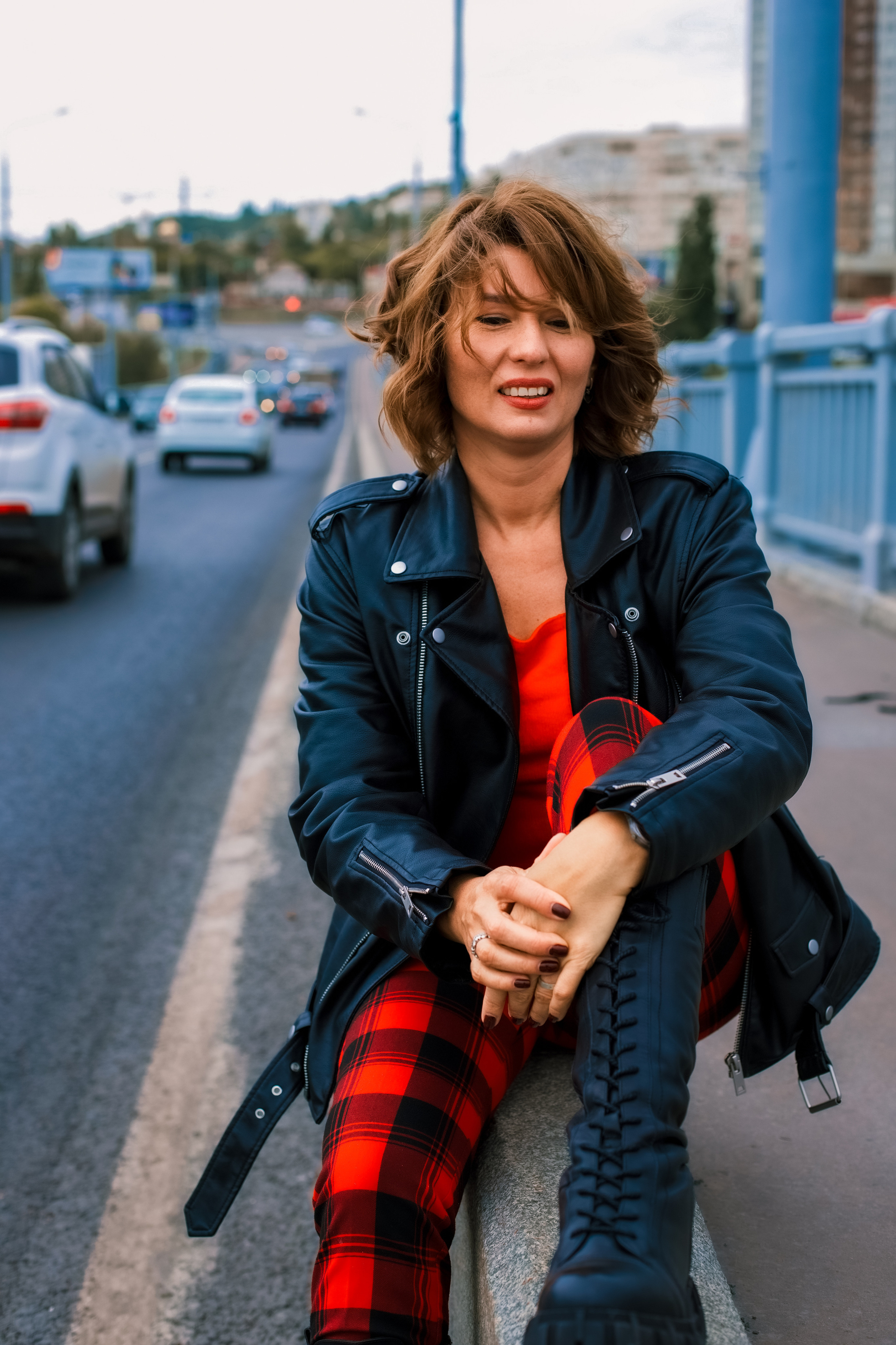 Фото прогулка по мосту Саратова. Фотограф Софья Васильковская