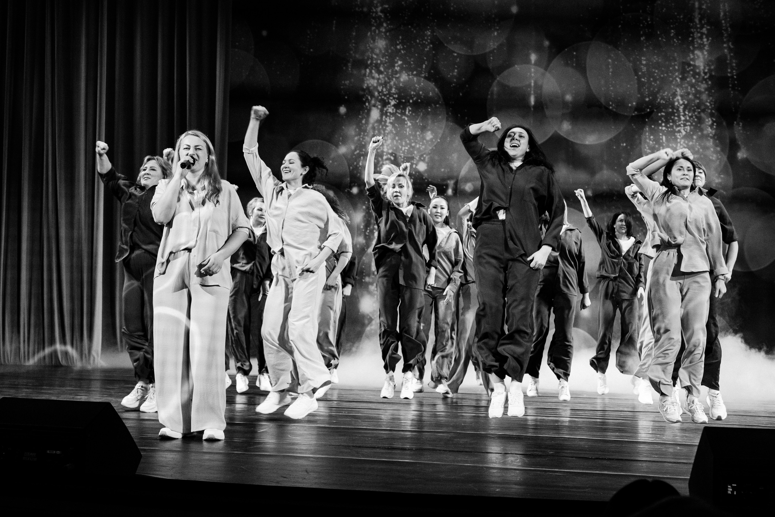 Танцевальный концерт. Фотограф в Иркутске Анна Мирошникова