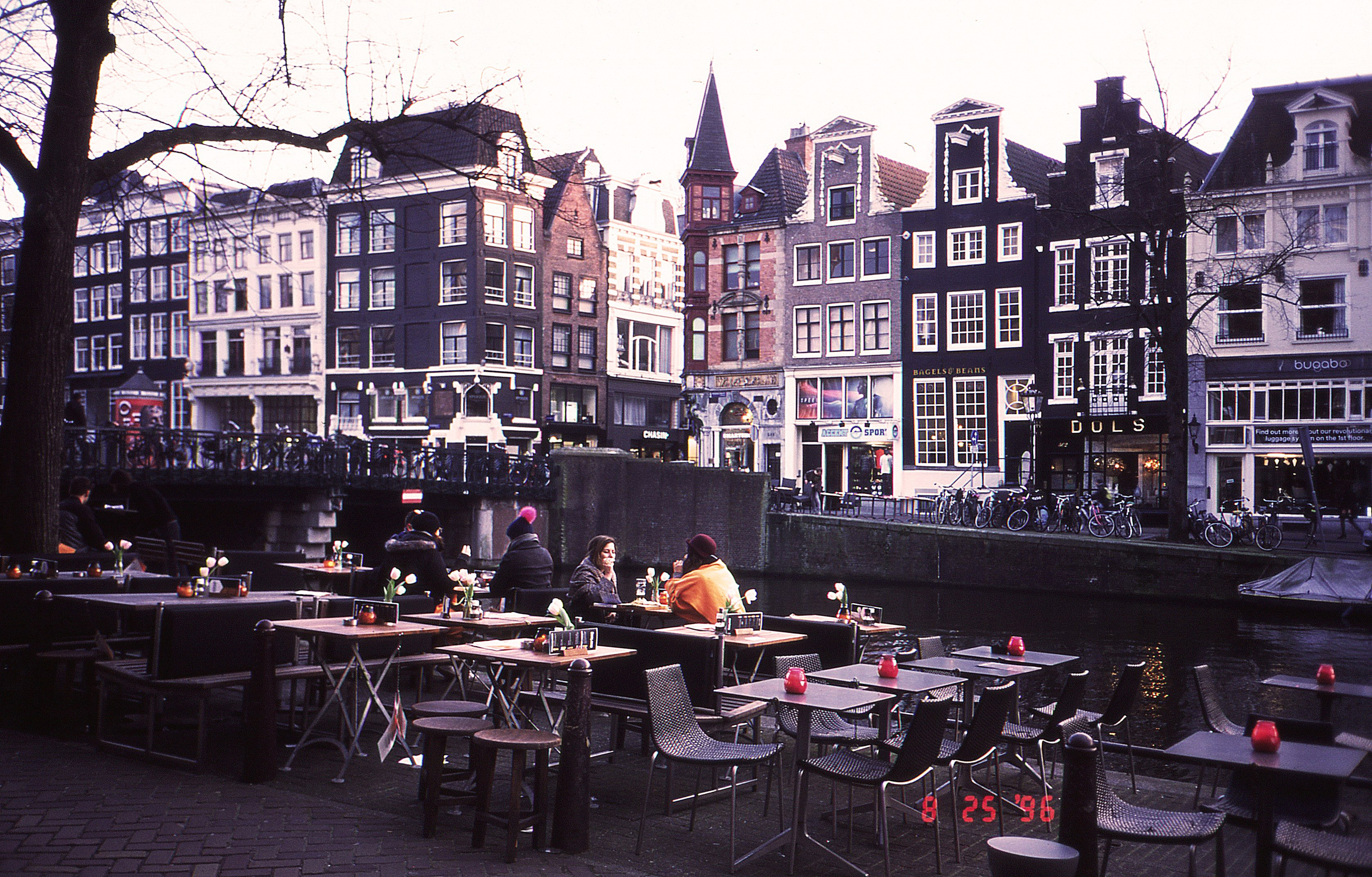 Amsterdam slide. Iraogo