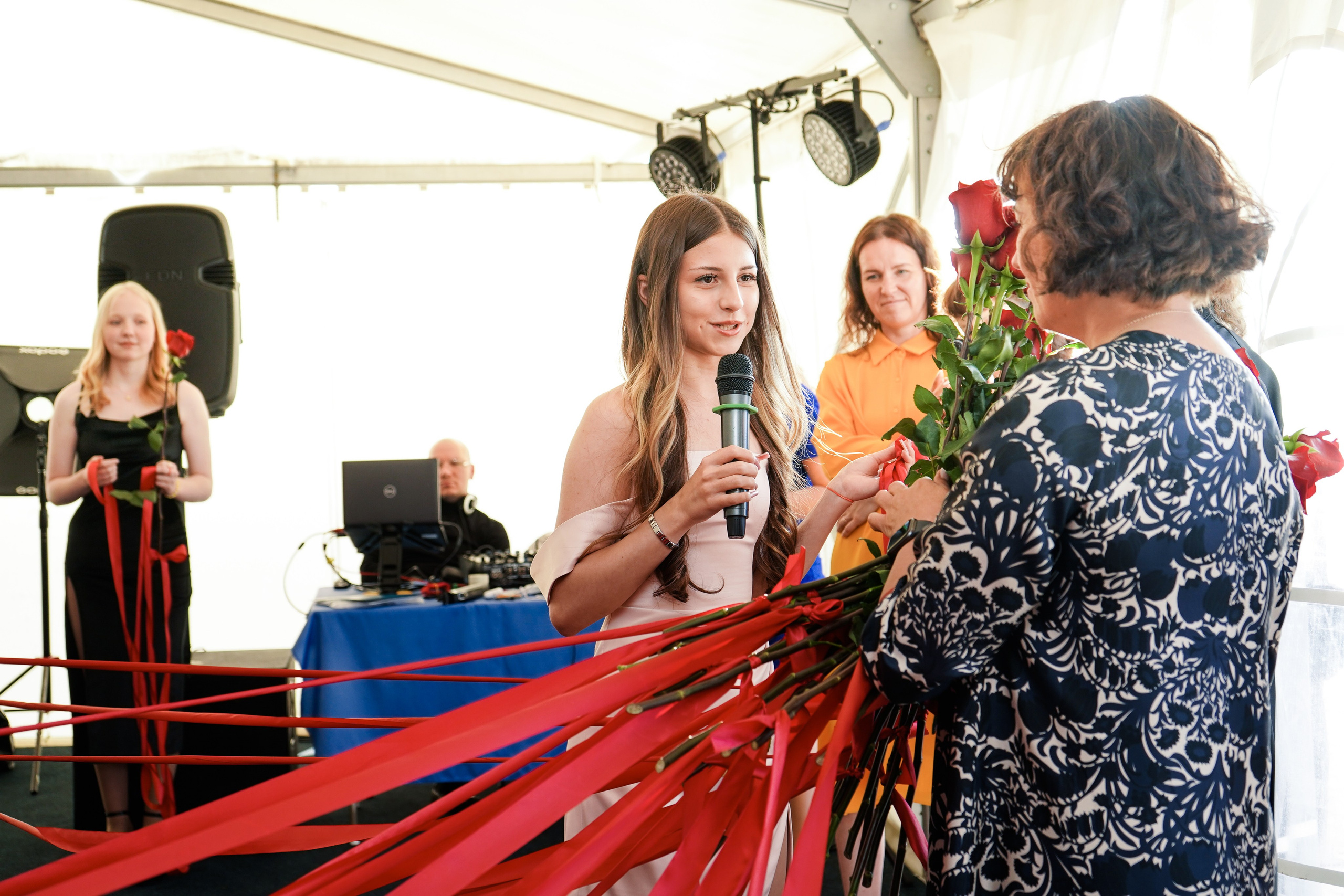 Выпускной 9 класса школа 19 в Коматек. Семейный и портретный фотограф в Екатеринбурге Анна Лобанова