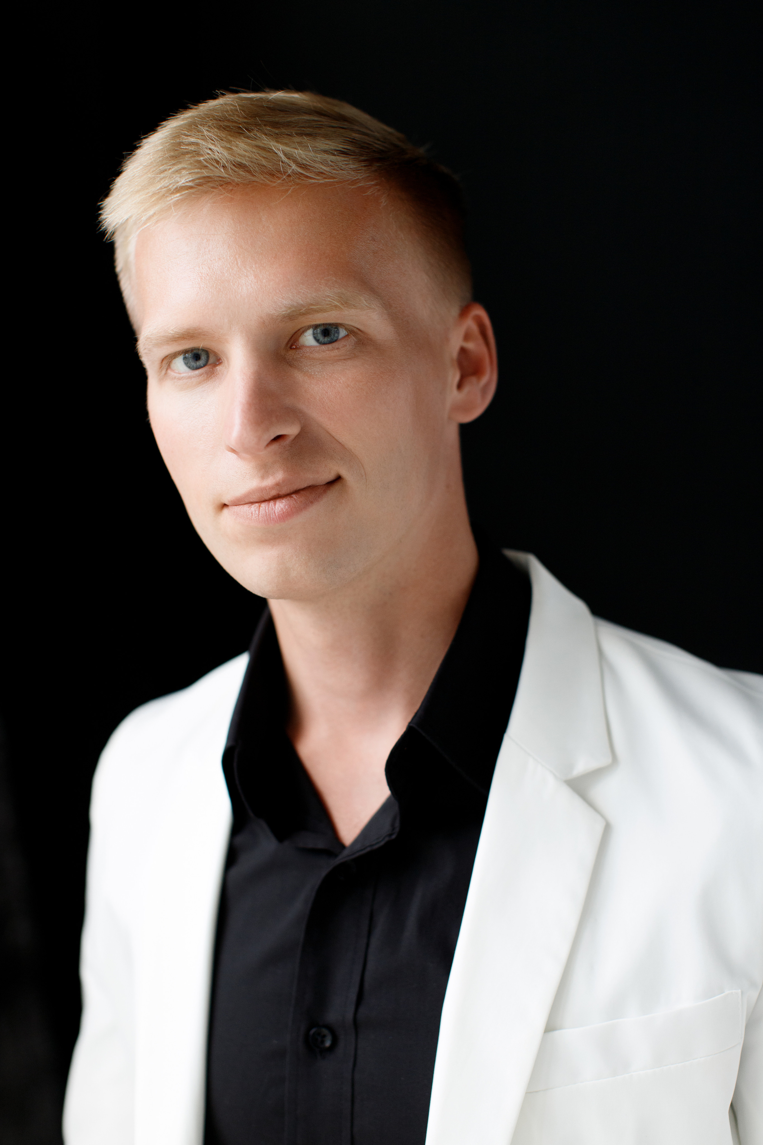 Максим. Фотограф Валерий Сабрам