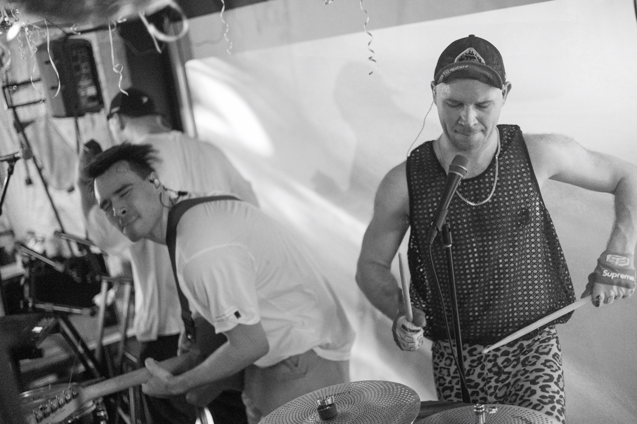 Икар, Electric Lines, Магнитола, 10.01.26, Jawsspot