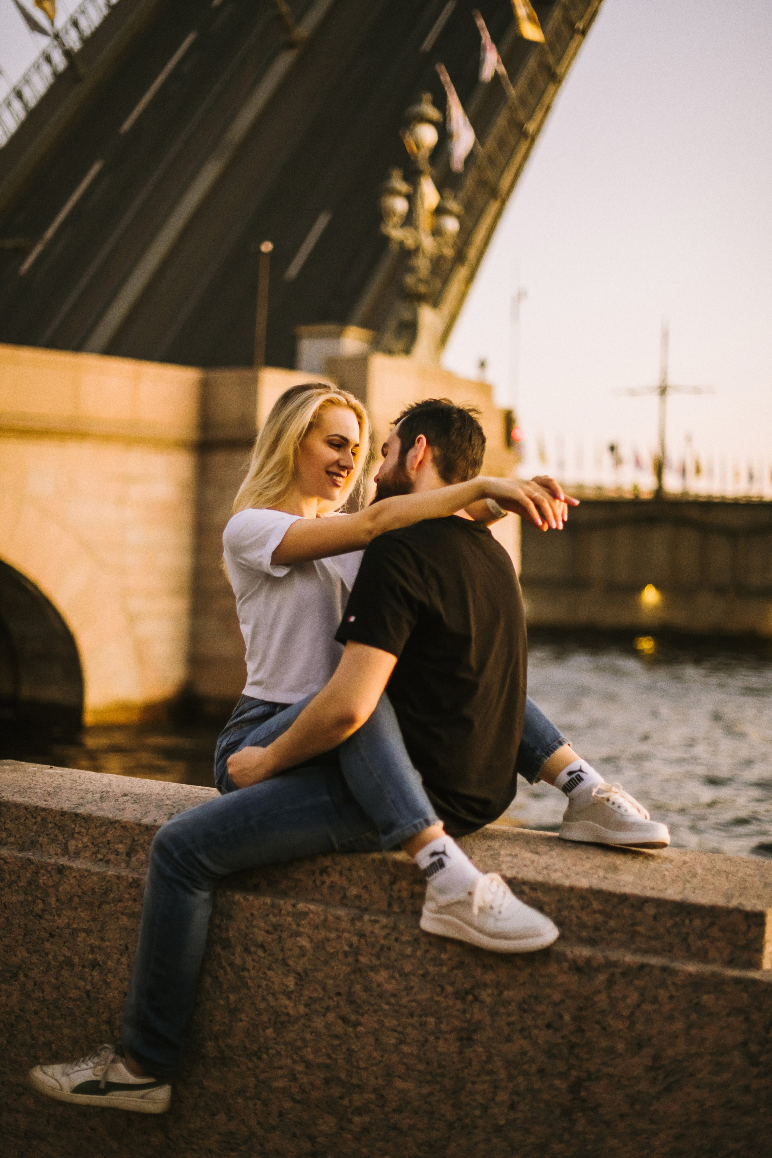 Лера и Женя. Разводные мосты. Рассвет. Свадебный фотограф в Санкт-Петербурге София Шубик