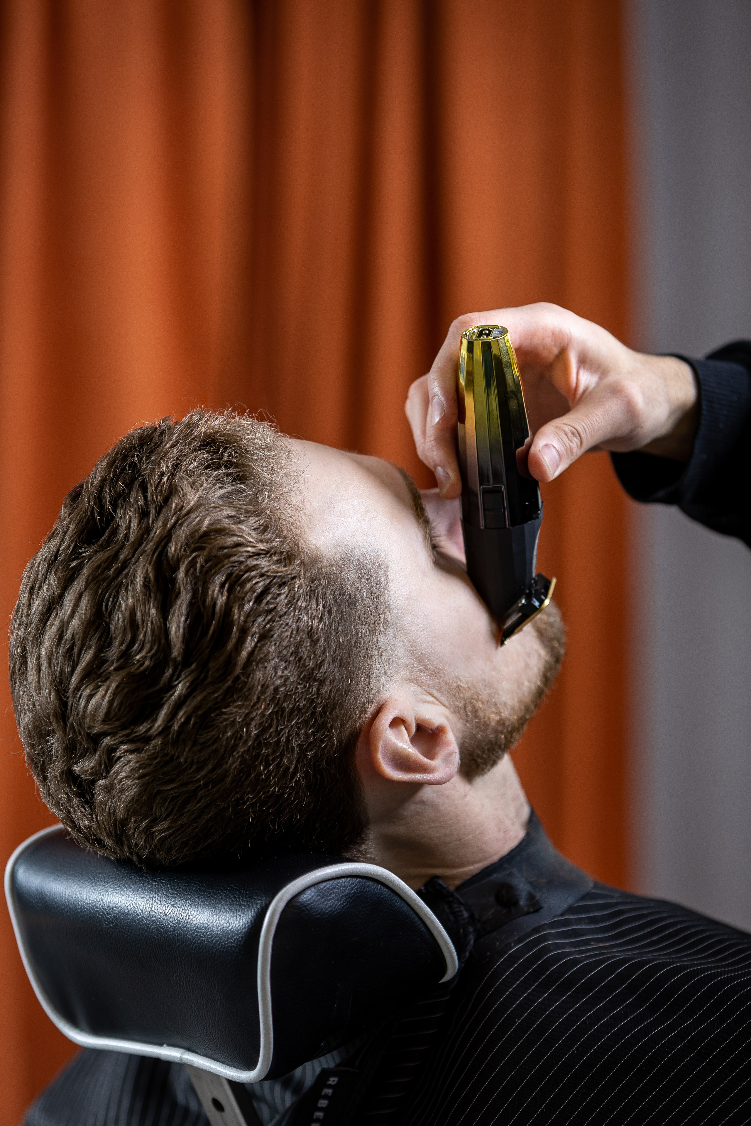 Барбершоп Jet Black 1. Репортажный фотограф Санкт-Петербург | Роман Карбышев