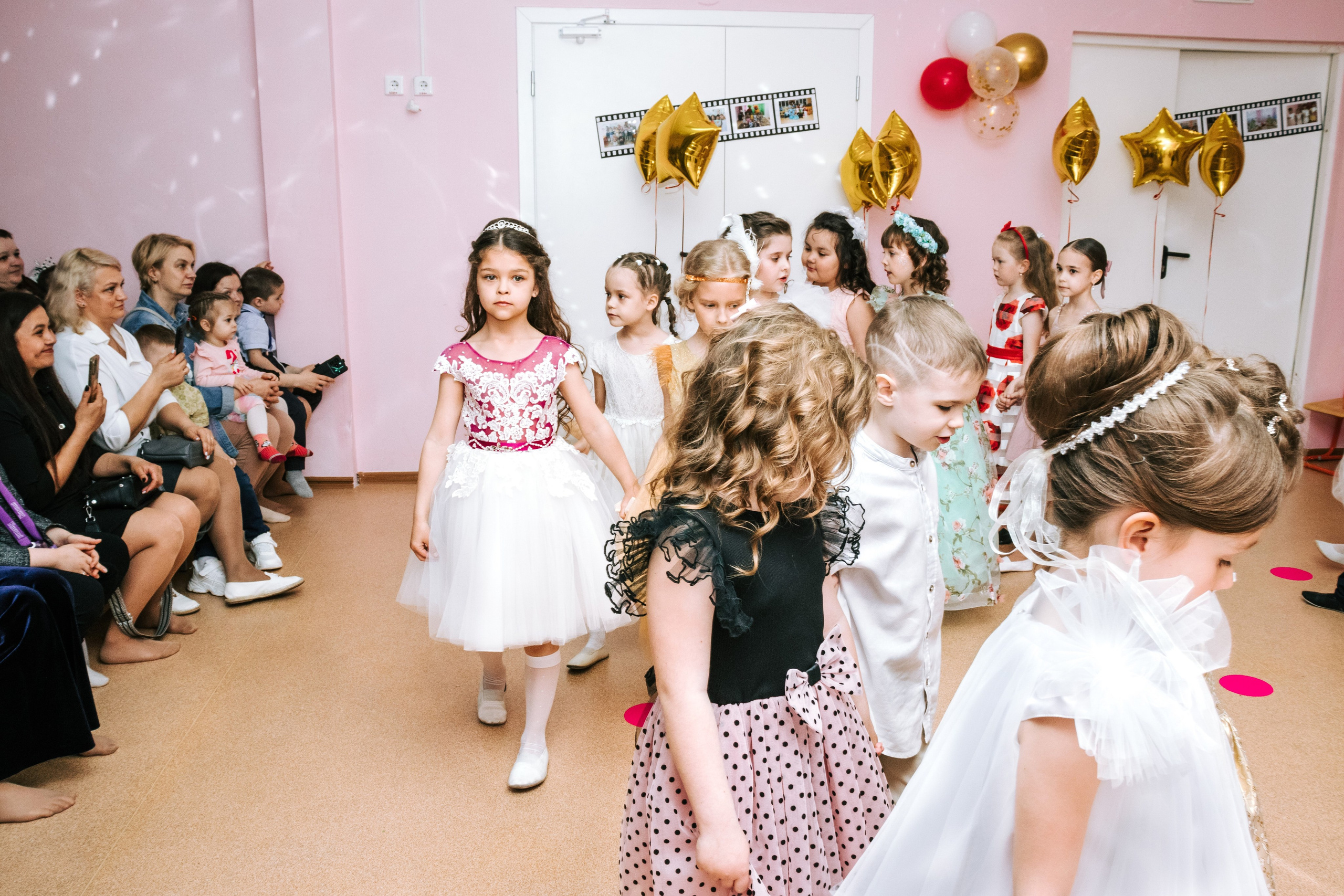 Фотограф на выпускной Детского сада Томск. Фотограф в Томске Дарья Пучкина