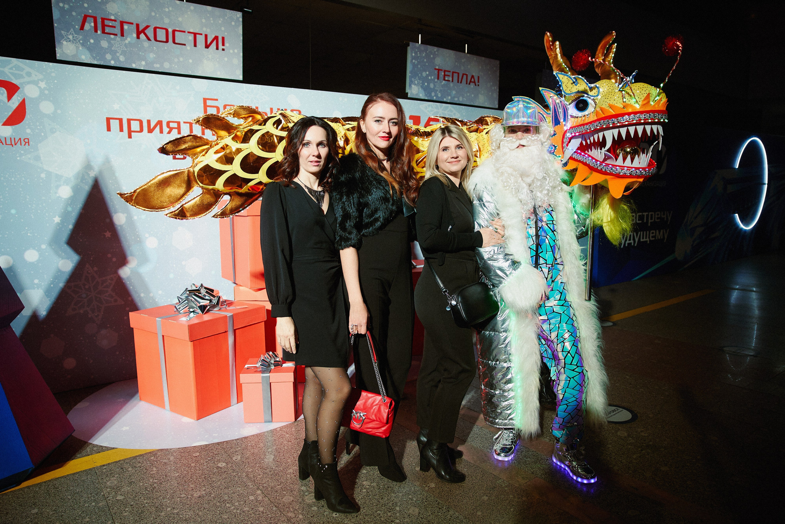 1520 HAPPY NEW YEAR. Репортажный фотограф в Хабаровске Николай Соболев