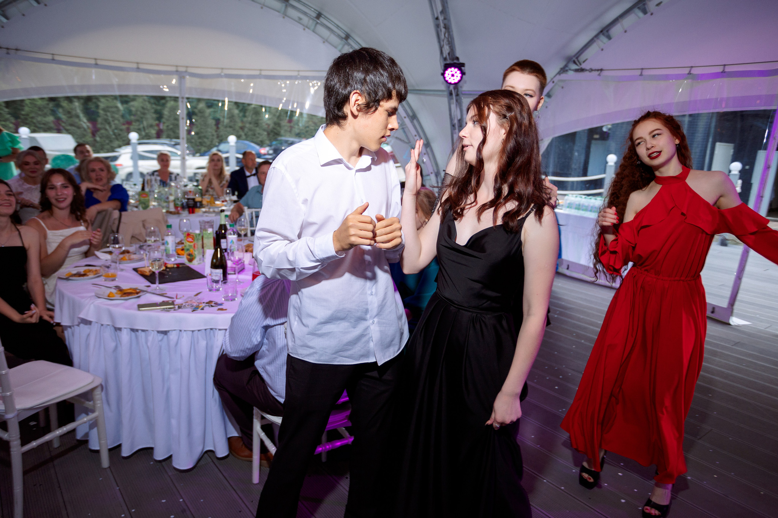 ВЫПУСКНОЙ: Волки-Липки. Все фото. Профессиональный фотограф в Ижевске Леша Петров