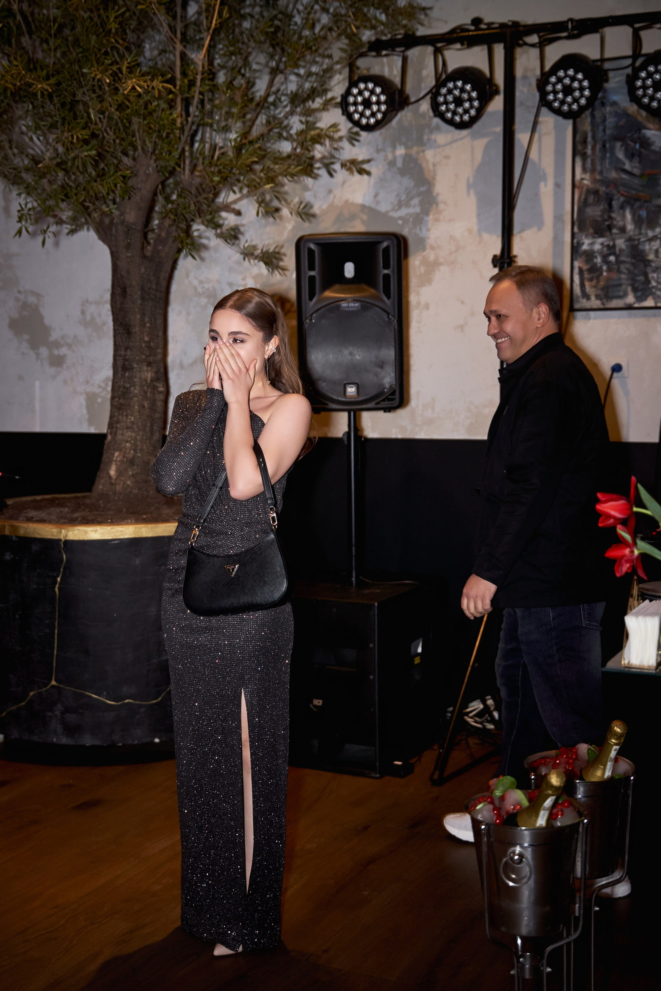 Светская съемка дня рождения 18 лет Камилле от ТВИНС СТУДИО. ТВИНС СТУДИО — лучшие свадебные фотографы и видеографы в Краснодаре