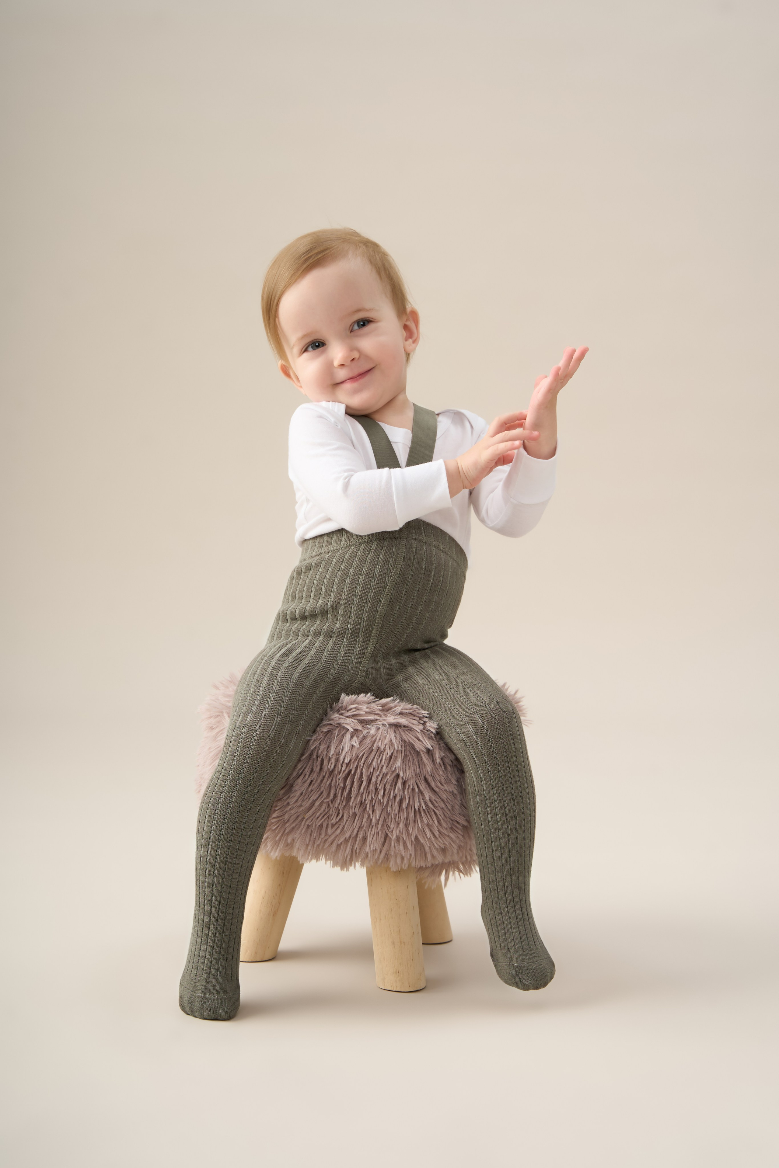 "Профессиональная детская фотосъемка для семейных портретов и воспоминаний""Высококачественная детская съемка новорожденных и малышей в студии""Рекламная детская фотосъемка для альбомов и подарков""Студийная детская съемка с креативными декорациями и позами""Коммерческая детская фотосъемка для маркетинга детских товаров""Фотография детской съемки с акцентом на эмоции и улыбки""Семейная детская съемка для портфолио и социальных сетей""Профессиональная детская фотосъемка с мягким освещением""Рекламные фото детской съемки для сайтов и брошюр""Высокоточная детская съемка для воспоминаний и презентаций""Детская фотосъемка высокого разрешения для семейных альбомов""Коммерческая детская съемка с фокусом на радость и развитие""Студийная фотосъемка детской съемки для брендов и маркетинга""Фотографии детской съемки для подарков и увеличения клиентов""Профессиональная детская съемка для каталогов и семейных историй" "Профессиональная каталожная фотосъемка товаров для e-commerce и интернет-магазинов""Высококачественная каталожная съемка одежды и аксессуаров с белым фоном""Рекламная каталожная фотосъемка для маркетинга продуктов и брендов""Студийная каталожная съемка с детальной проработкой текстур и материалов""Коммерческая каталожная фотосъемка для каталогов и онлайн-платформ""Фотография каталожной съемки с акцентом на дизайн и презентацию товаров""Предметная каталожная съемка для увеличения продаж в e-commerce""Профессиональная каталожная фотосъемка с использованием студийного освещения""Рекламные фото каталожной съемки для сайтов и социальных сетей""Высокоточная каталожная съемка товаров для презентаций и брошюр""Каталожная фотосъемка высокого разрешения для онлайн-магазинов""Коммерческая каталожная съемка с фокусом на качество и детализацию""Студийная каталожная фотосъемка для брендов и ритейла""Фотографии каталожной съемки для маркетинговых кампаний""Профессиональная каталожная съемка для каталогов и увеличения конверсии"