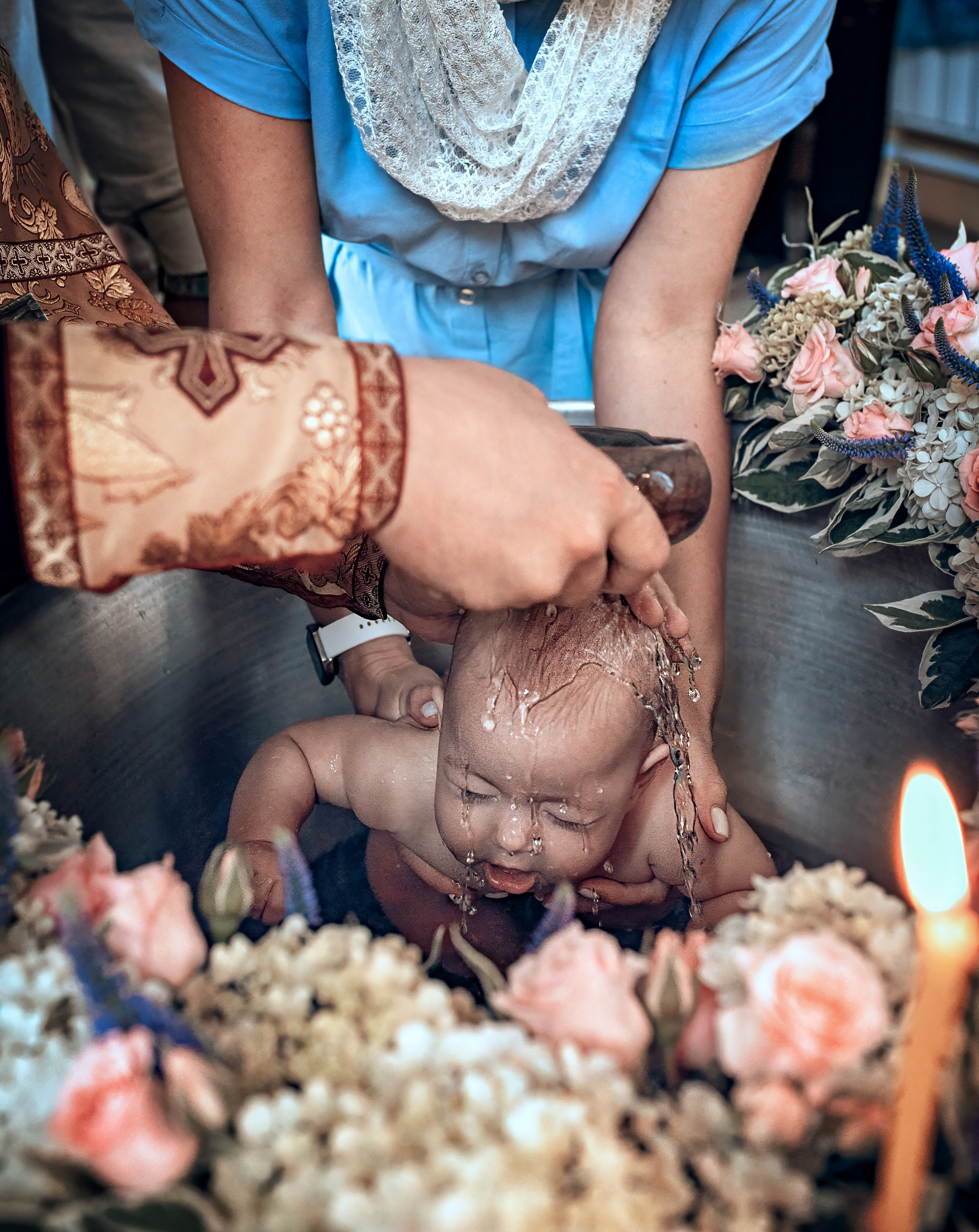 Съемка таинства крещения в Красноярске. Фотографы крещения/венчания  Красноярск Татьяна и Вячеслав Переваловы