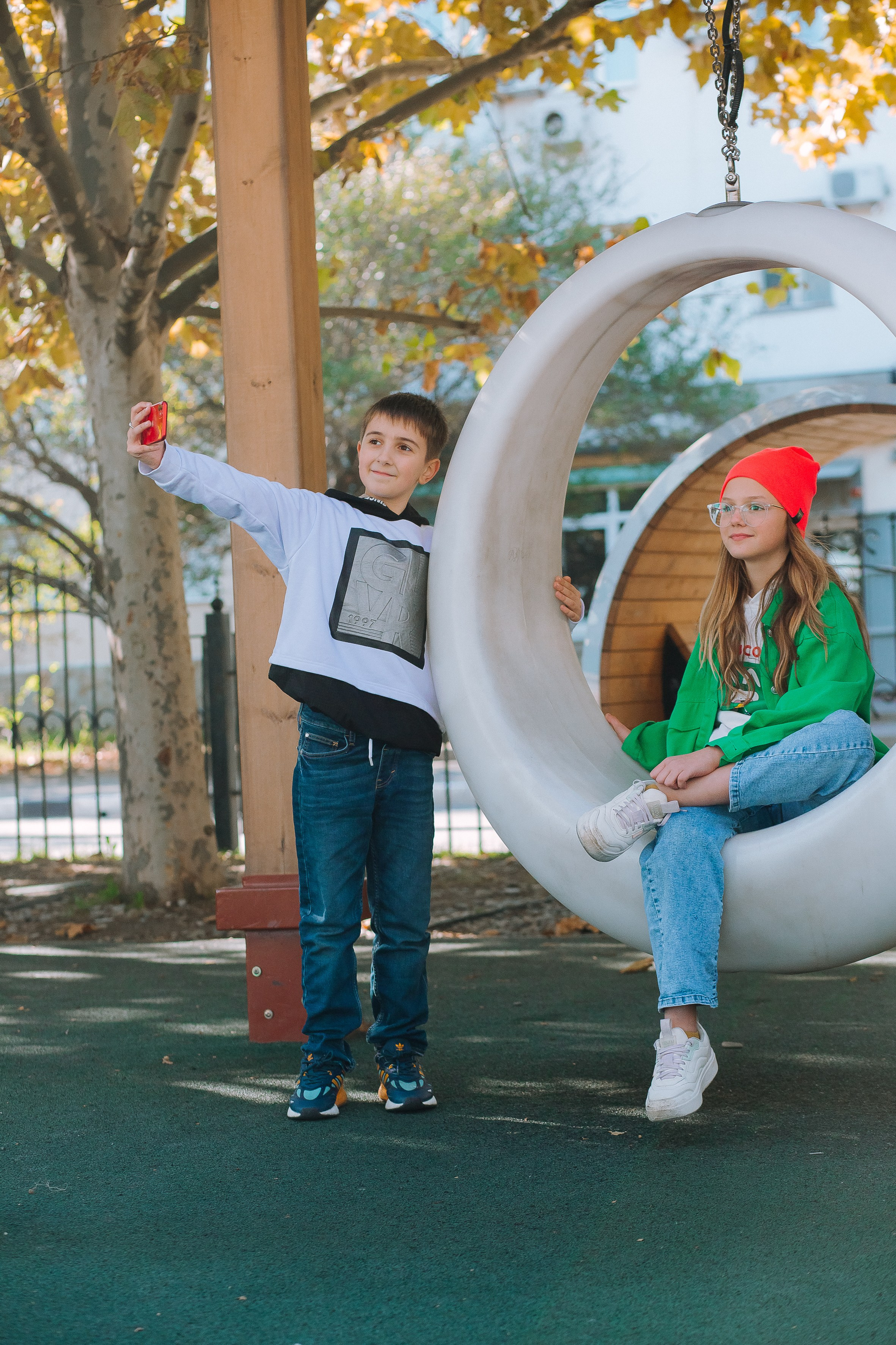 Начальная школа_ сквер Черняховского / Парк Фрунзе. Выпускные альбомы Натальи Бутко: Новороссийск, Анапа, Геленджик