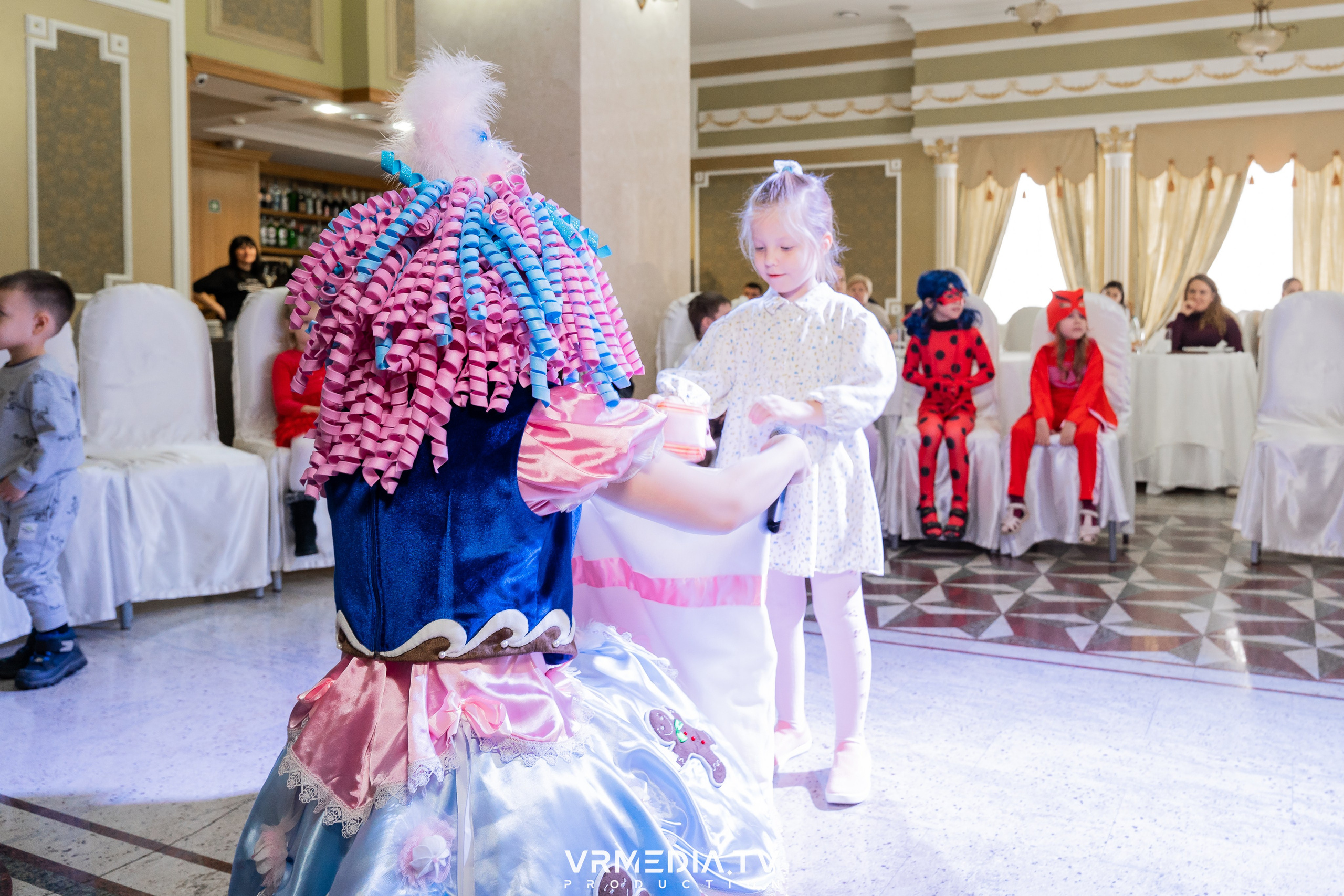 ЗИМНЯЯ СКАЗКА в ресторане «Империя»