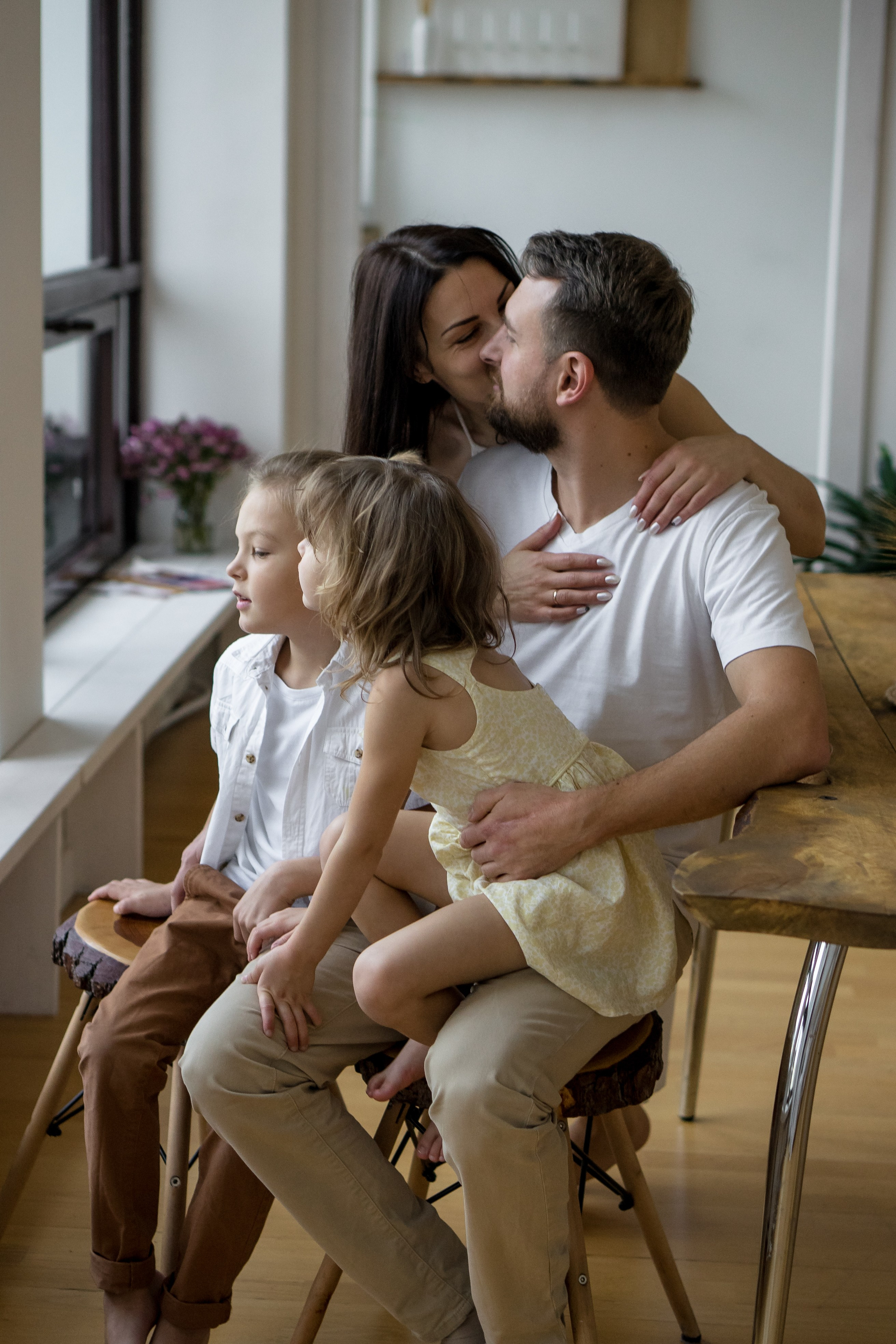 Семейная фотосессия семьи К. в фотостудии. Фотограф Ольга Игорева