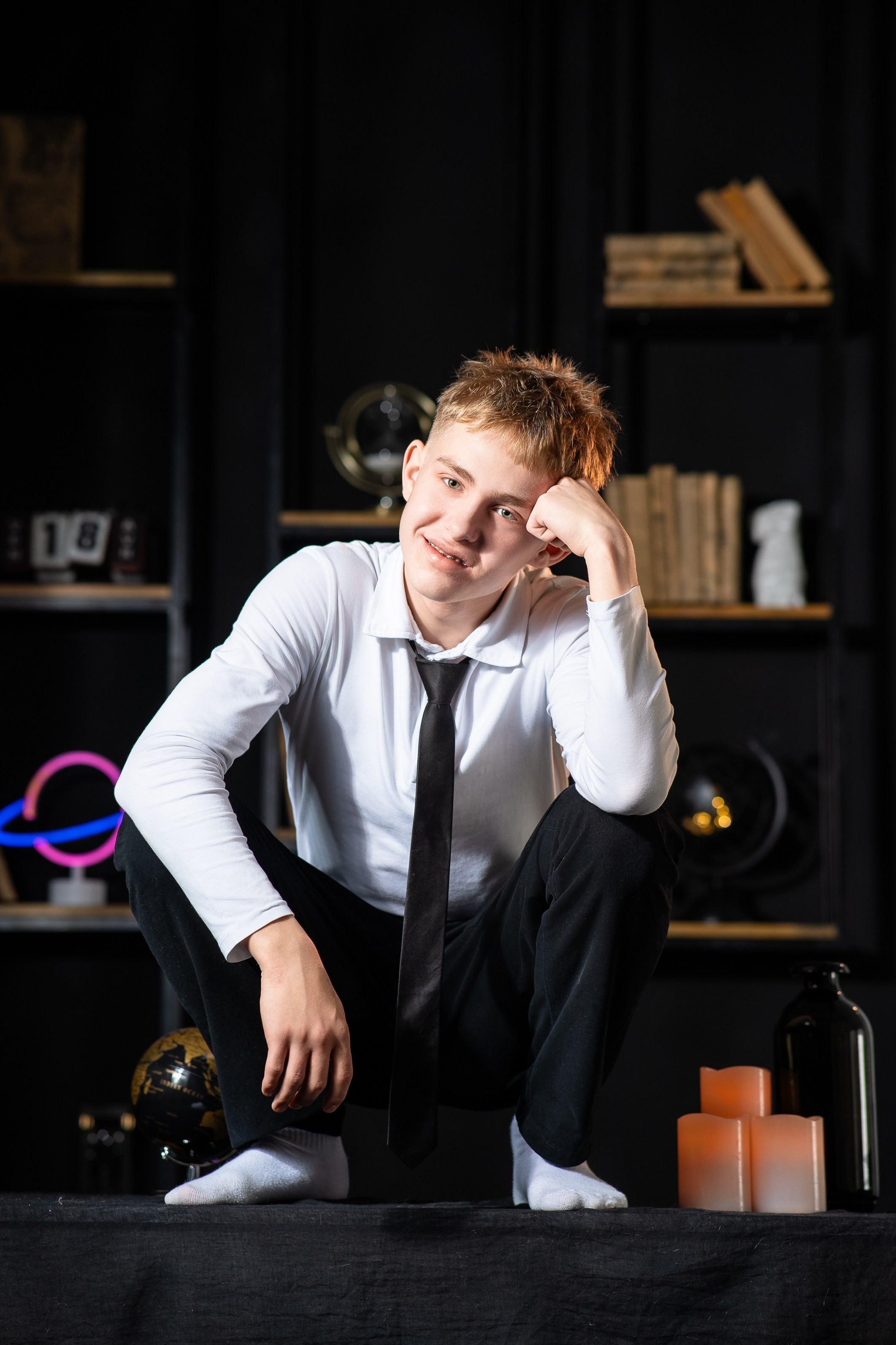 Выпускная фотосессия в фотостудии. Выпускные альбомы Нижнекамск Набережные Челны Фотостудия Небо