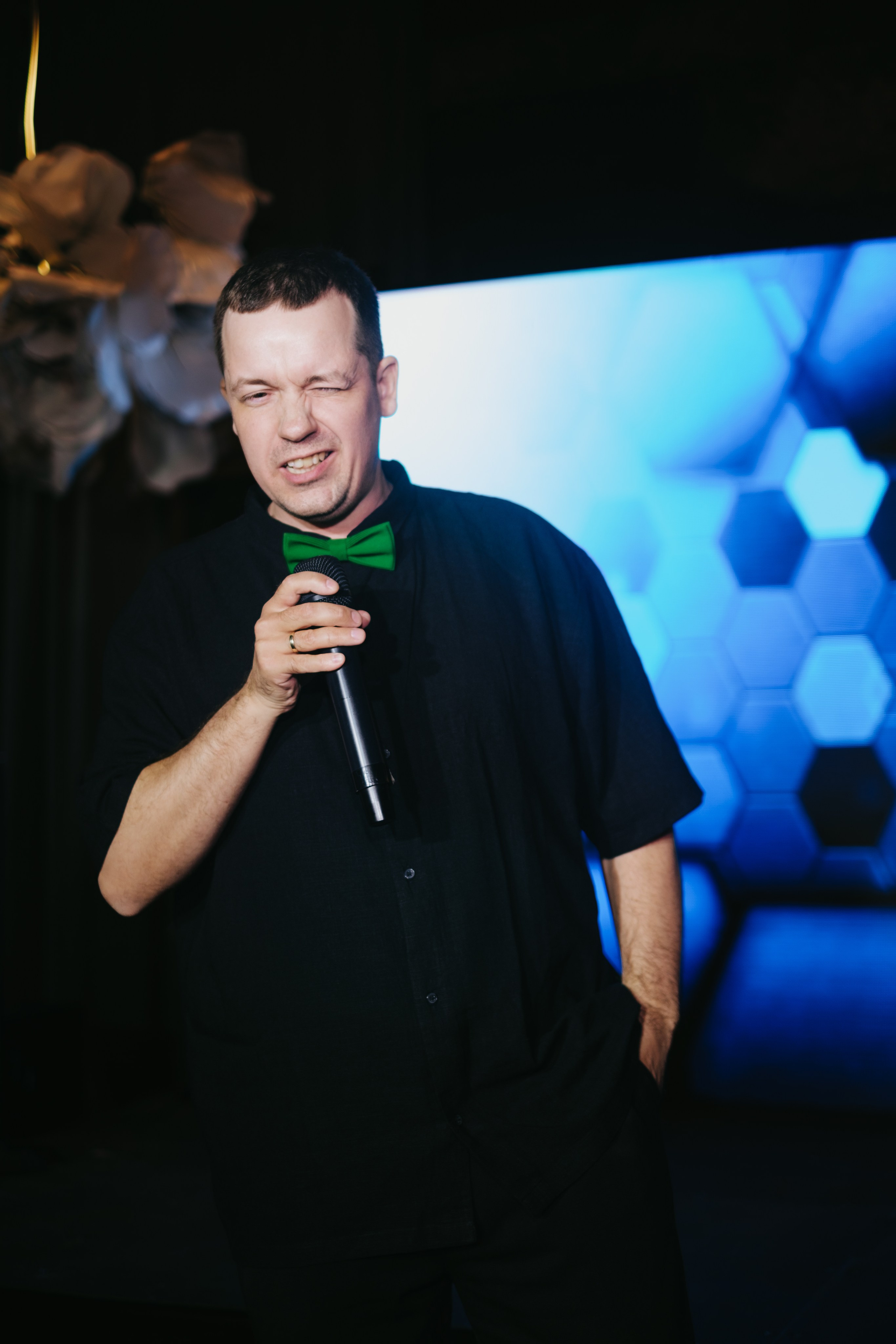 Корпоратив в Сириусу (Адлер) 10 лет компании. Свадебный фотограф Денис Ожигин в Краснодаре и крае. Эмоциональная и стильная съемка вашего дня