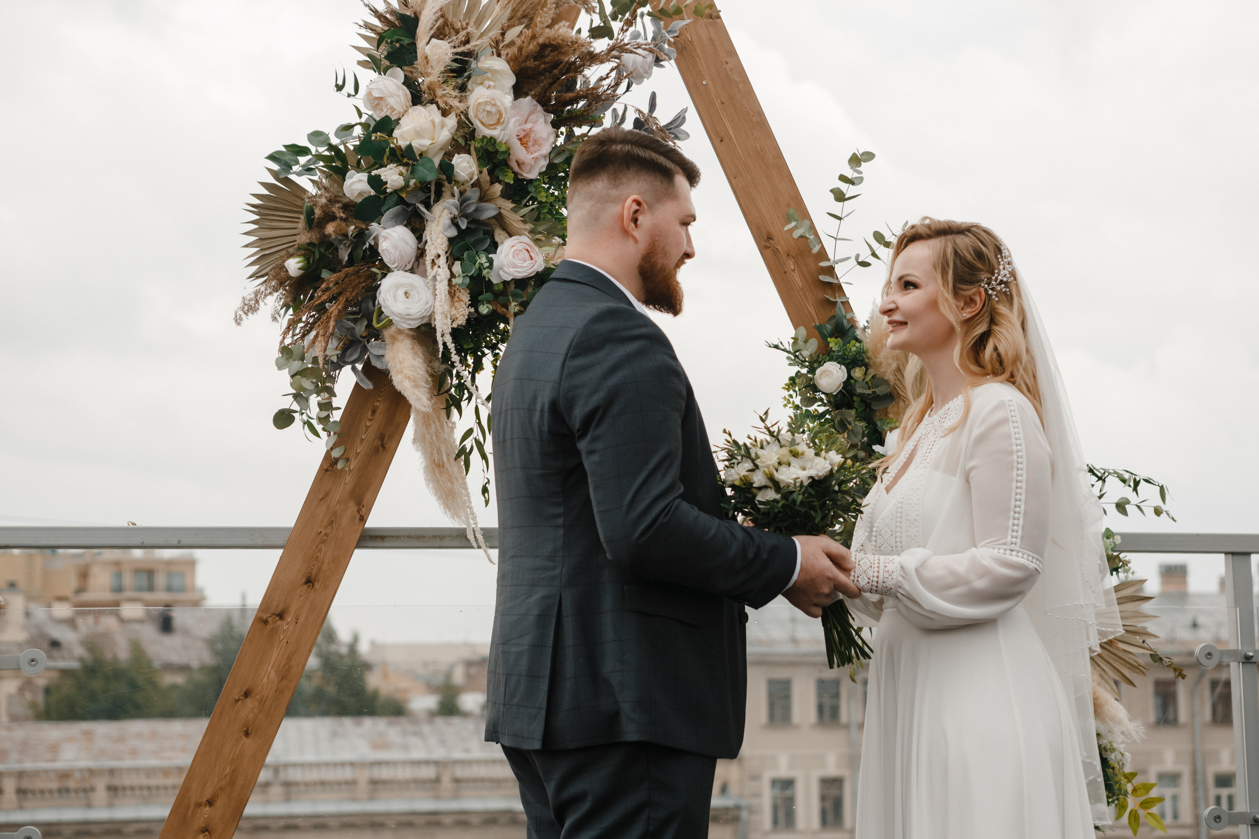 Ordered a groom?!. Galina and Nikita Bykovets, a wedding photographer and videographer duo in Germany