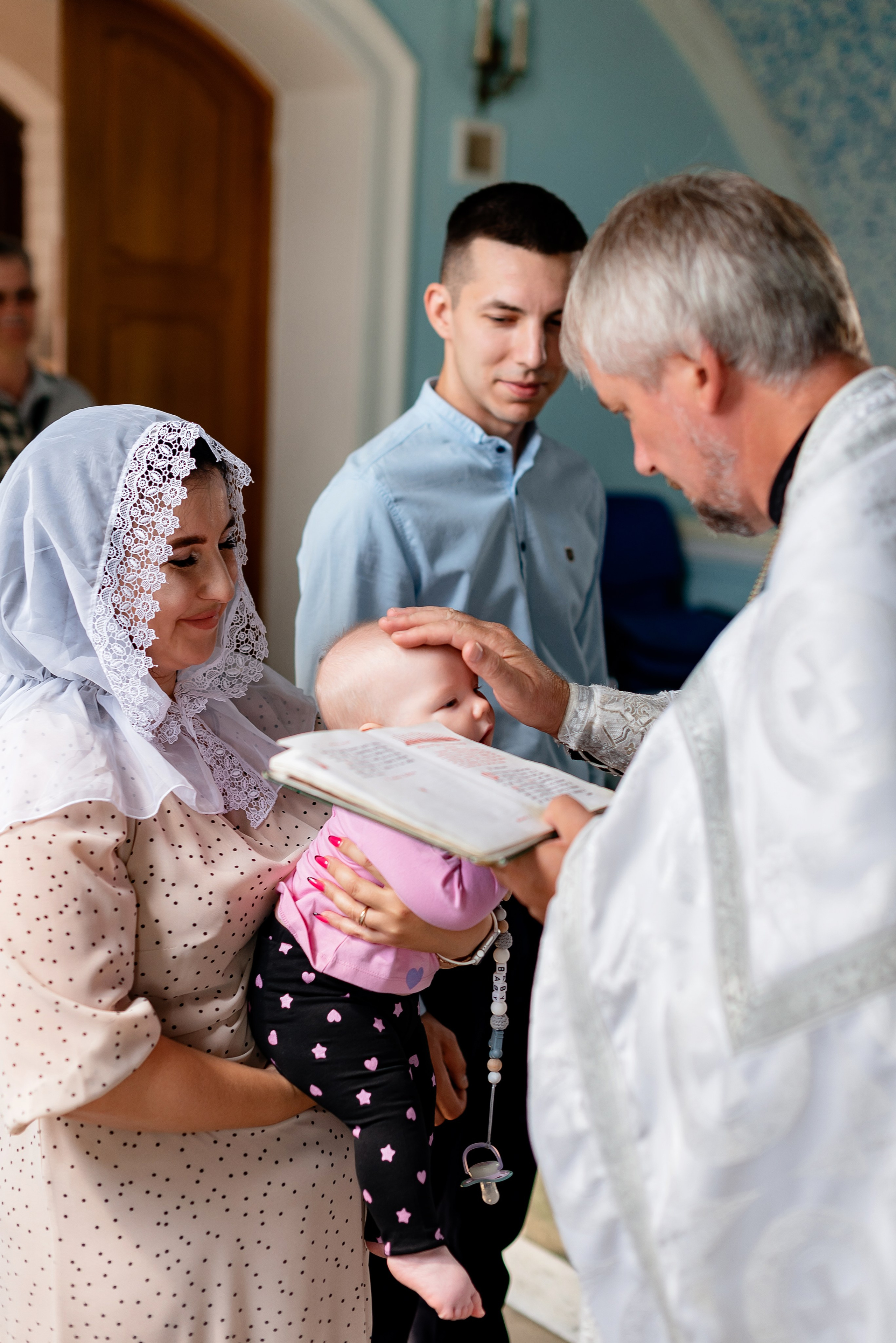 Крещение Ясеньки. Фотограф Татьяна Иванчикова