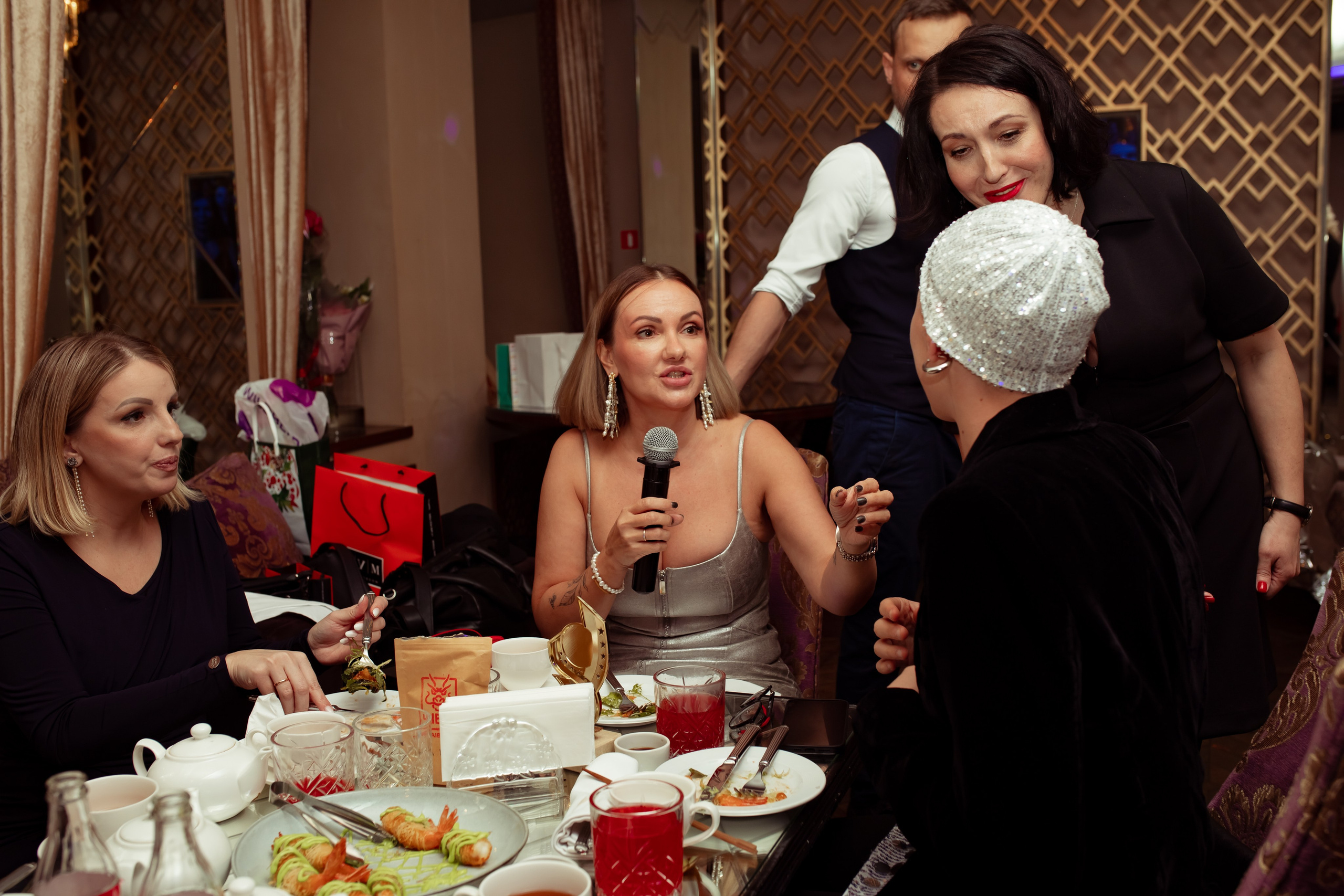 Юбилей в караоке. Семейный и детский фотограф в Москве Дорогова Екатерина