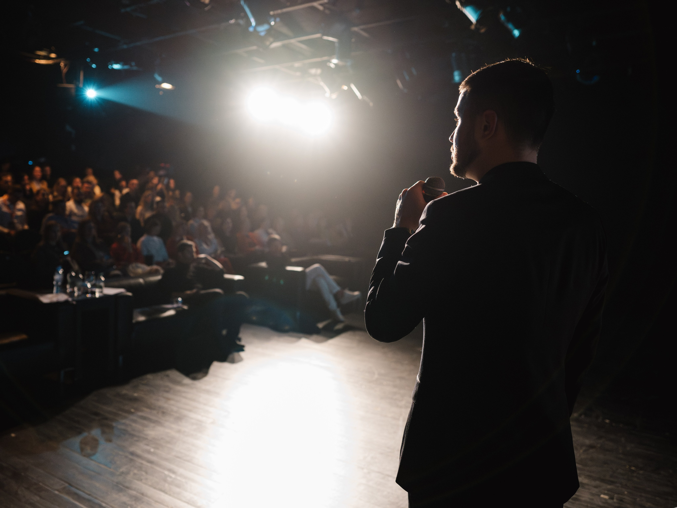 Старт продаж Уникум на Энгельса. Фотограф Алексей Шрайбик