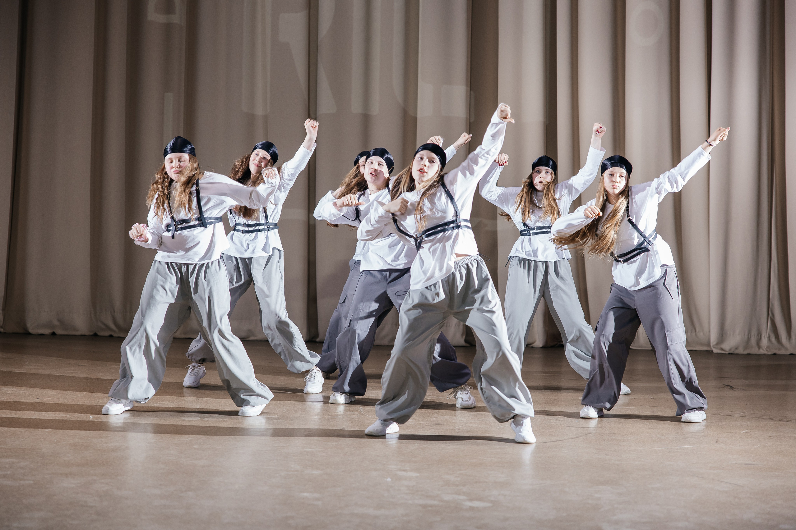 Дистрикт. Отчетный концерт. Свадебный и Семейный фотограф г. Ижевск Гульназ Солдатова. Гульназ фото