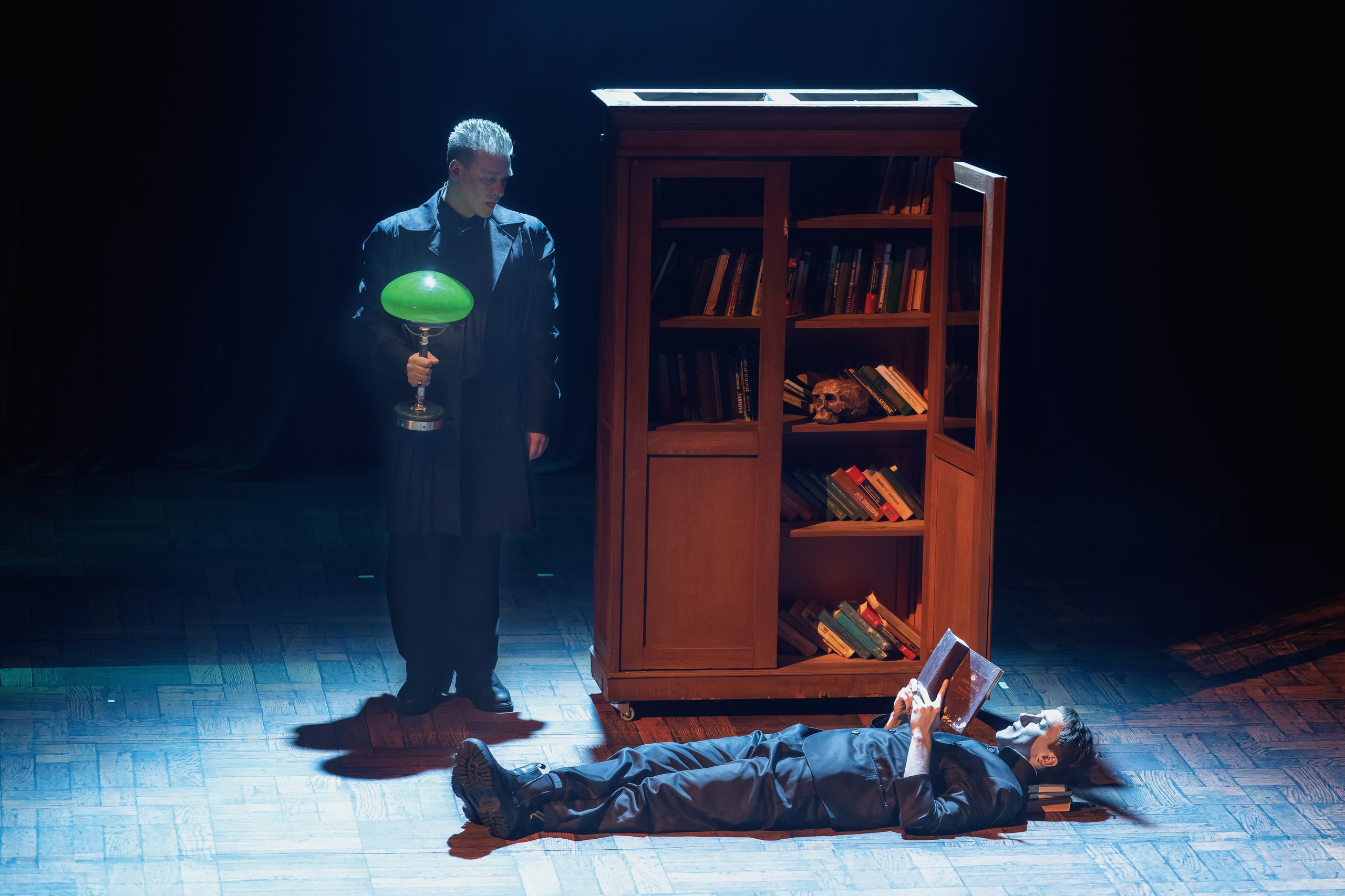 Театр на Таганке: Гамлет. Сайт фотографа Сергея Абрамова