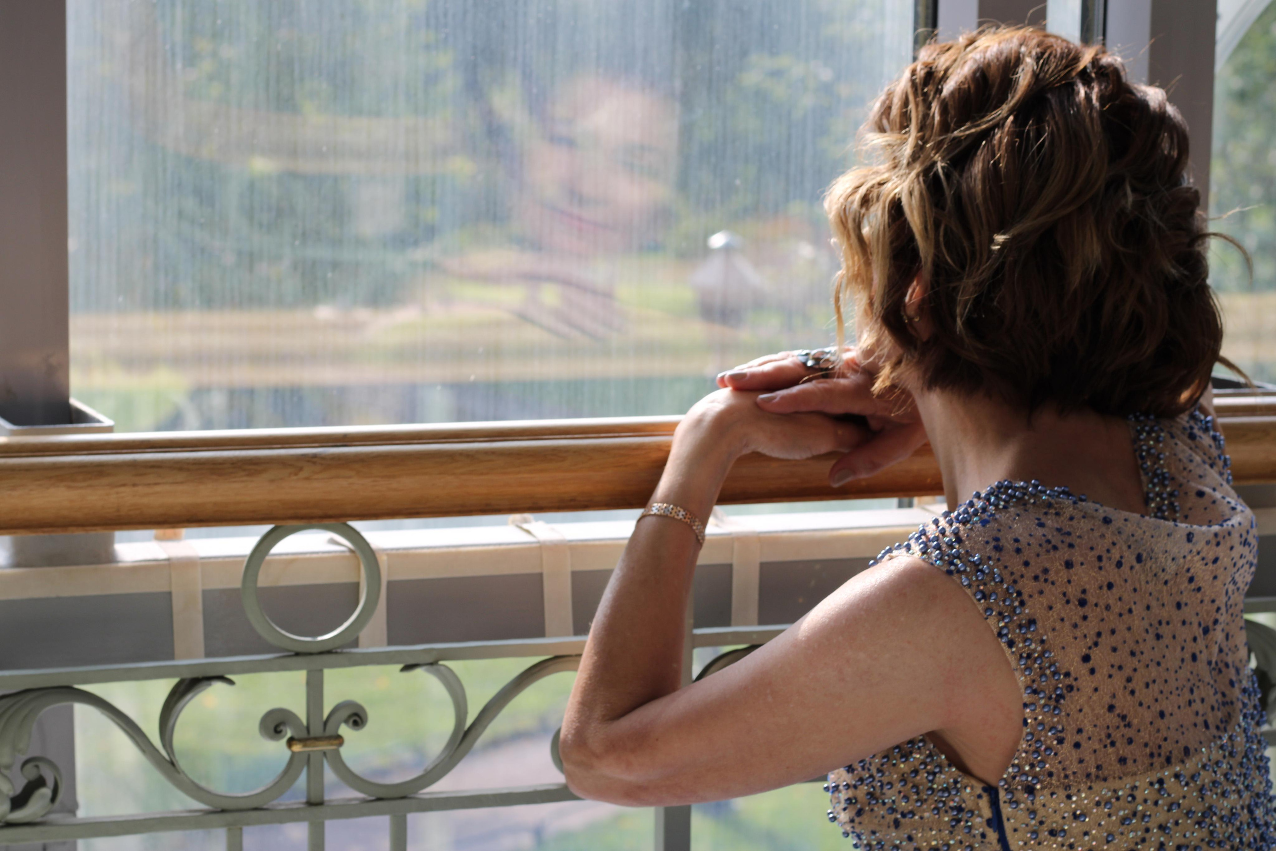 Фотосессия Елены Никитиной — певицы. Позитивный контент-фотограф в Санкт-Петербурге Мария Устинова