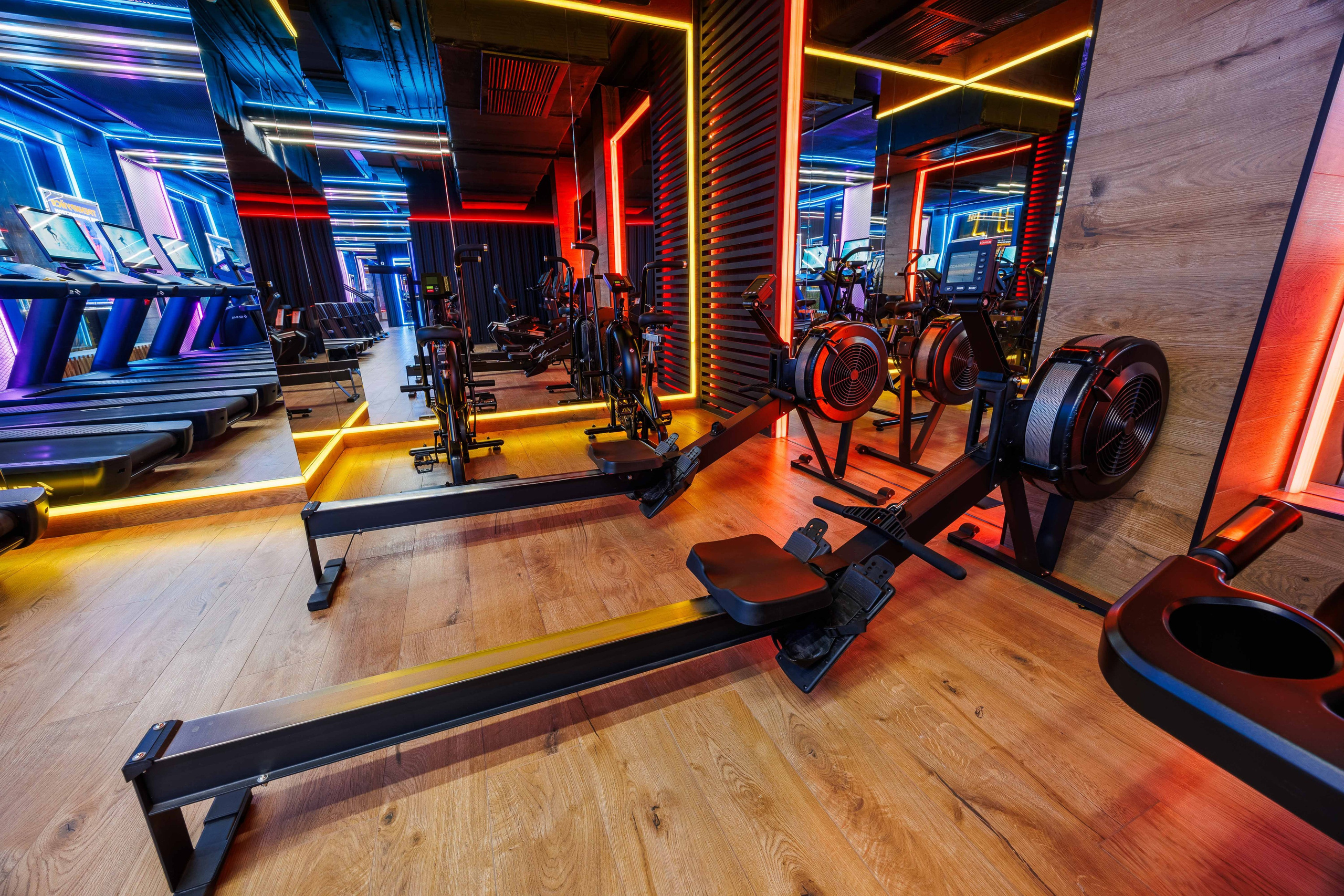 RIVER FITNESS BOUTIQUE