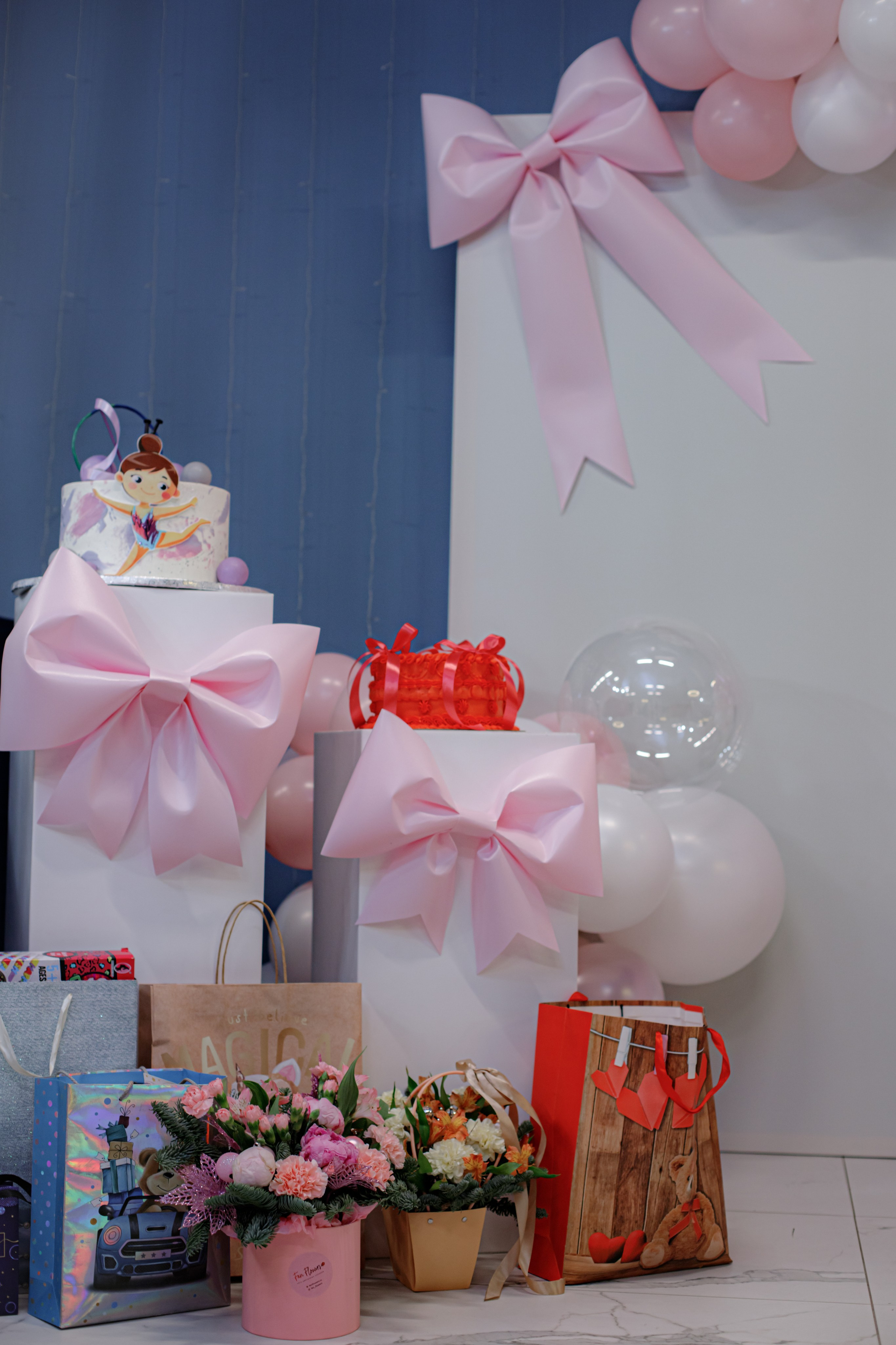 ASIA'S BIRTHDAY PARTY. Photokarish