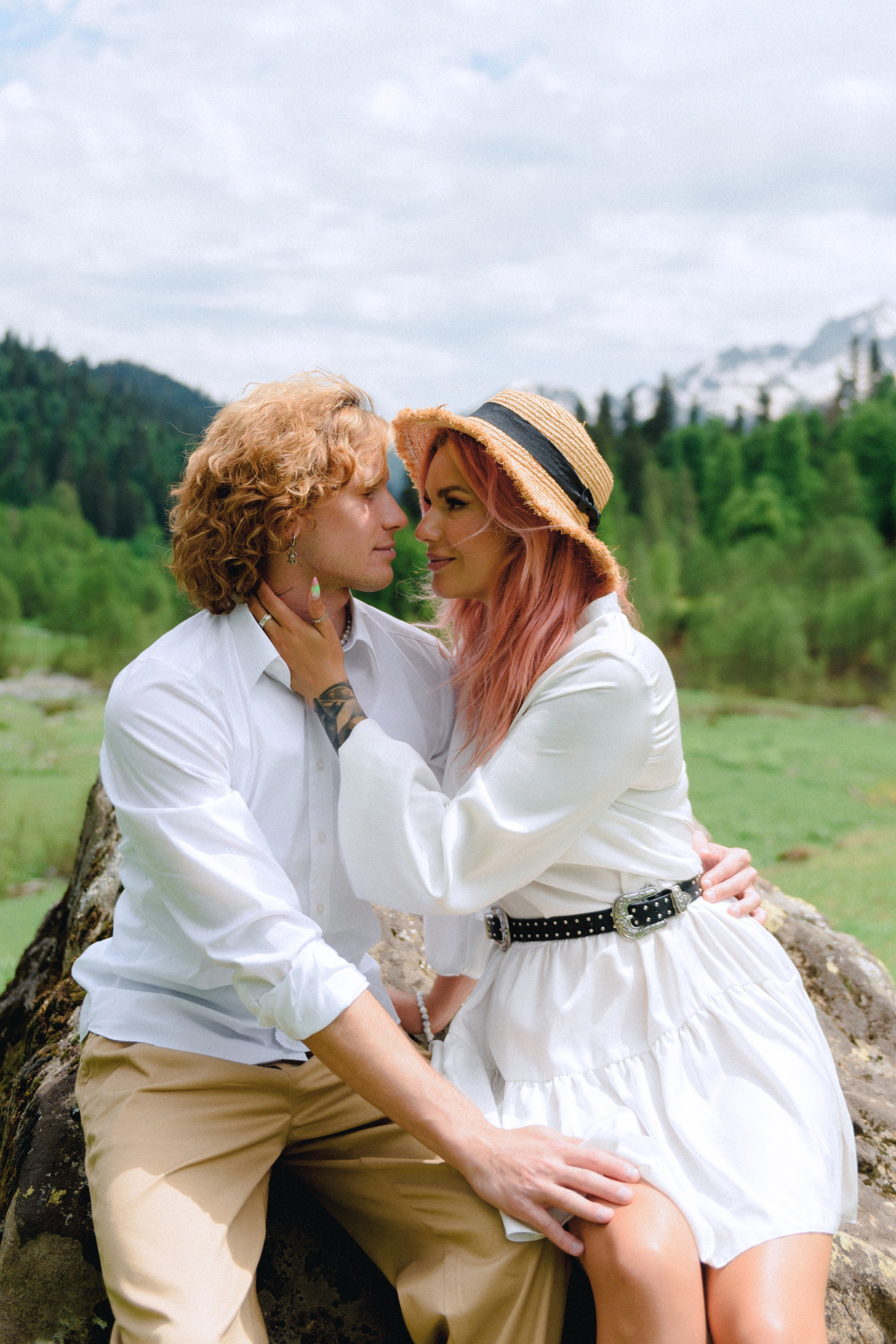 Alpine meadows phototour|The Italian Dolomites Love Story photoshoot. Fedor Lemeshko — Destination Wedding and Family Lifestyle photographer