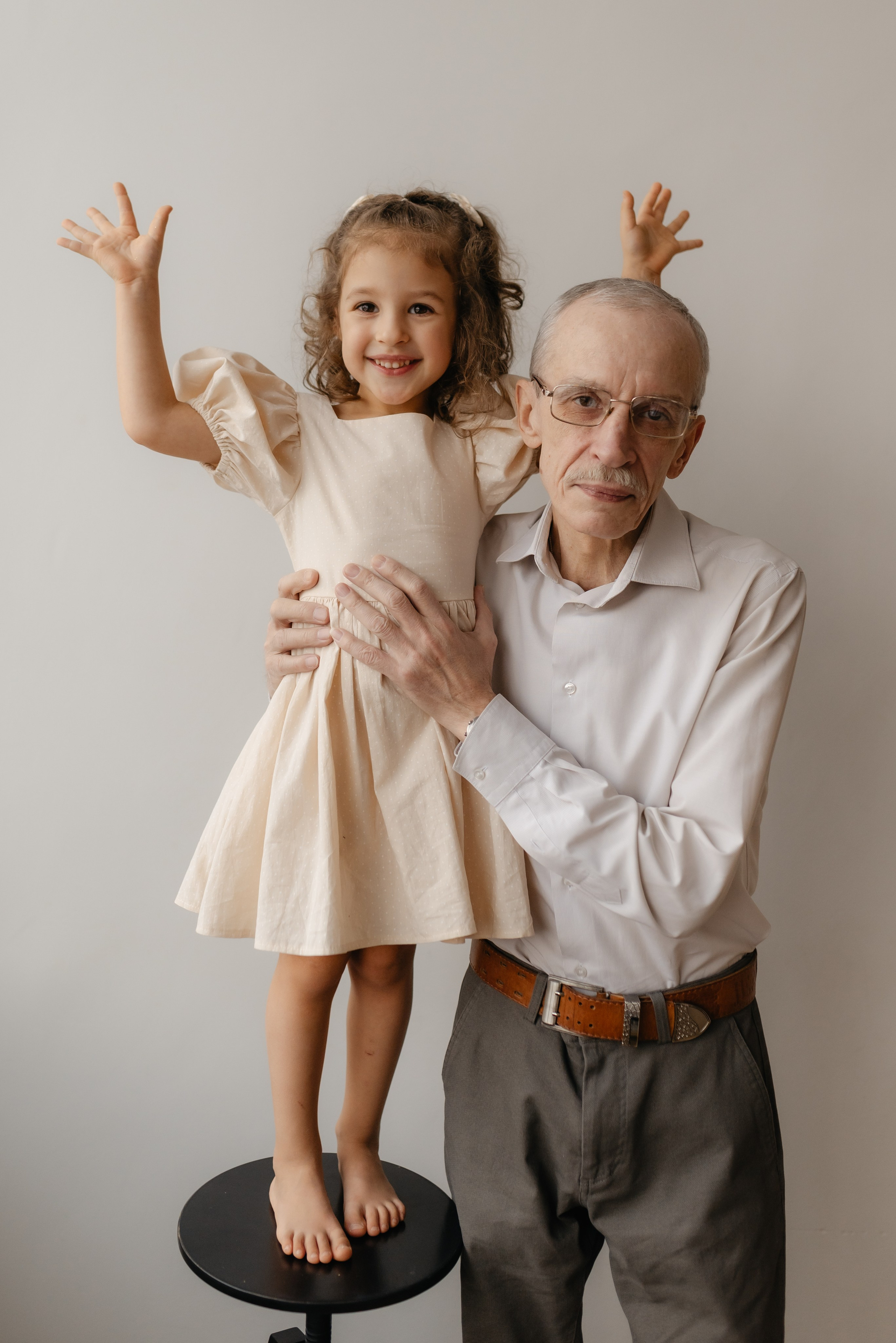 Семейная новогодняя съемка в студии. Семейный и портретный фотограф Нижний Новгород